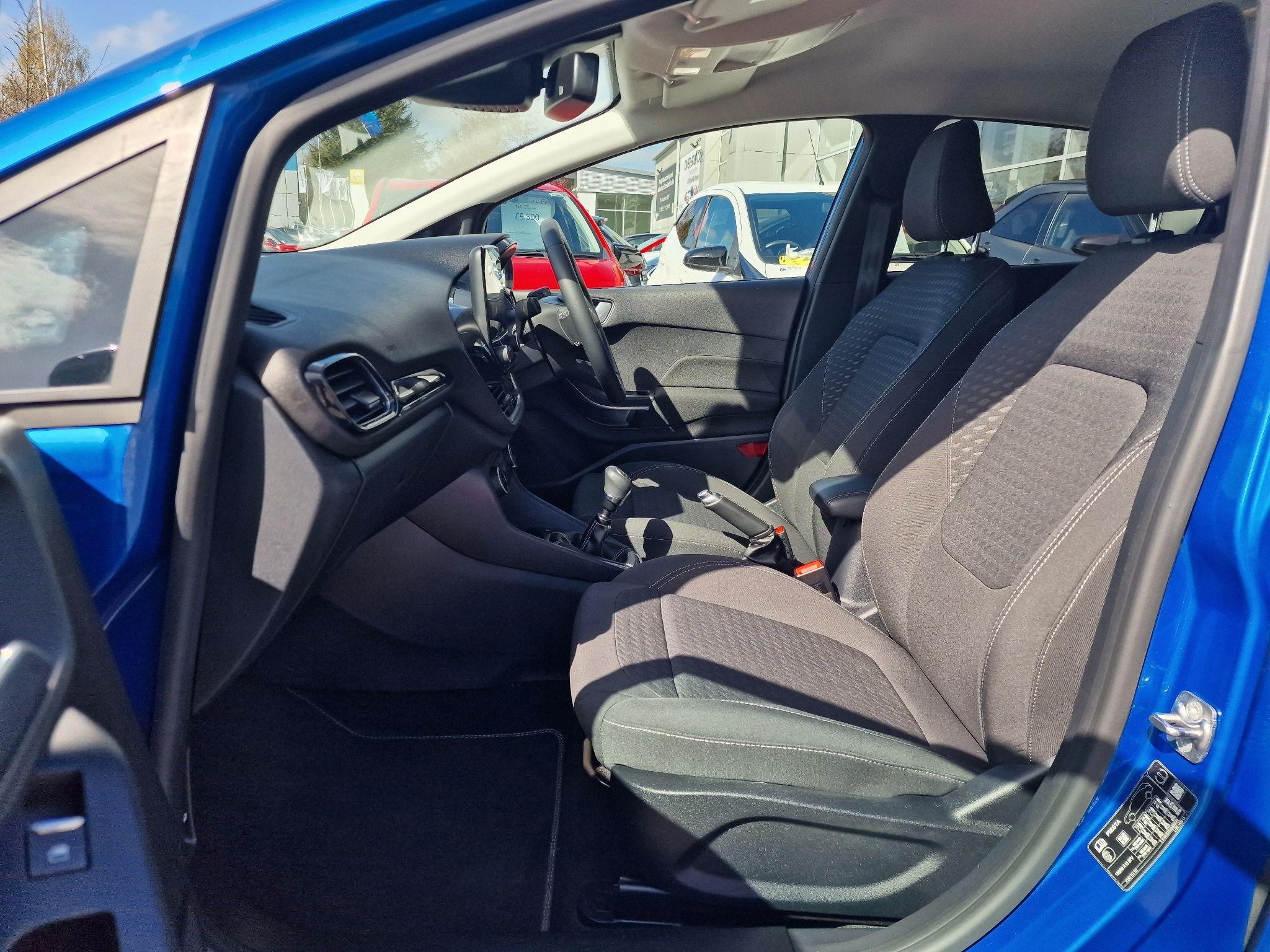 Ford Fiesta Image 10