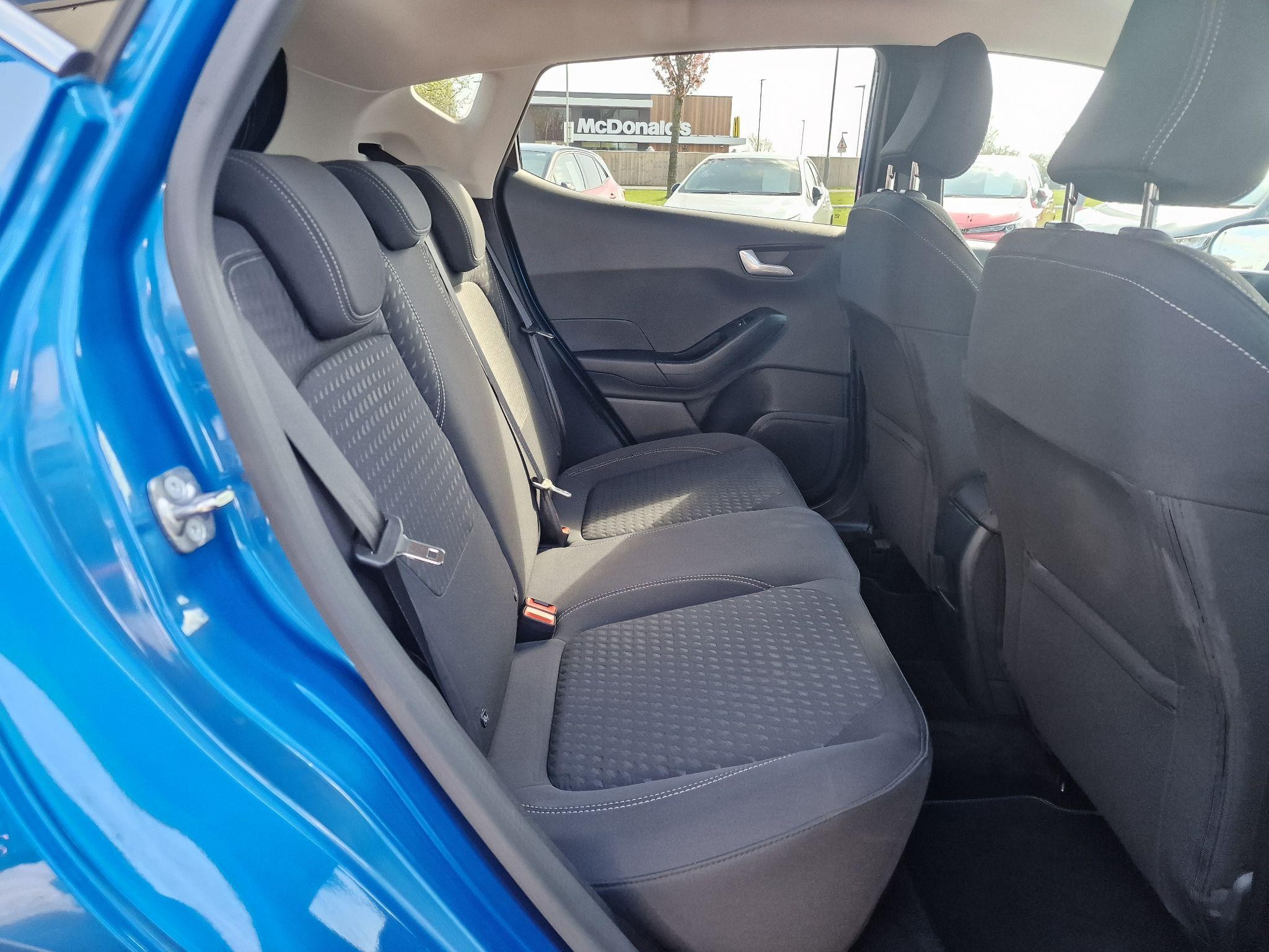 Ford Fiesta Image 13