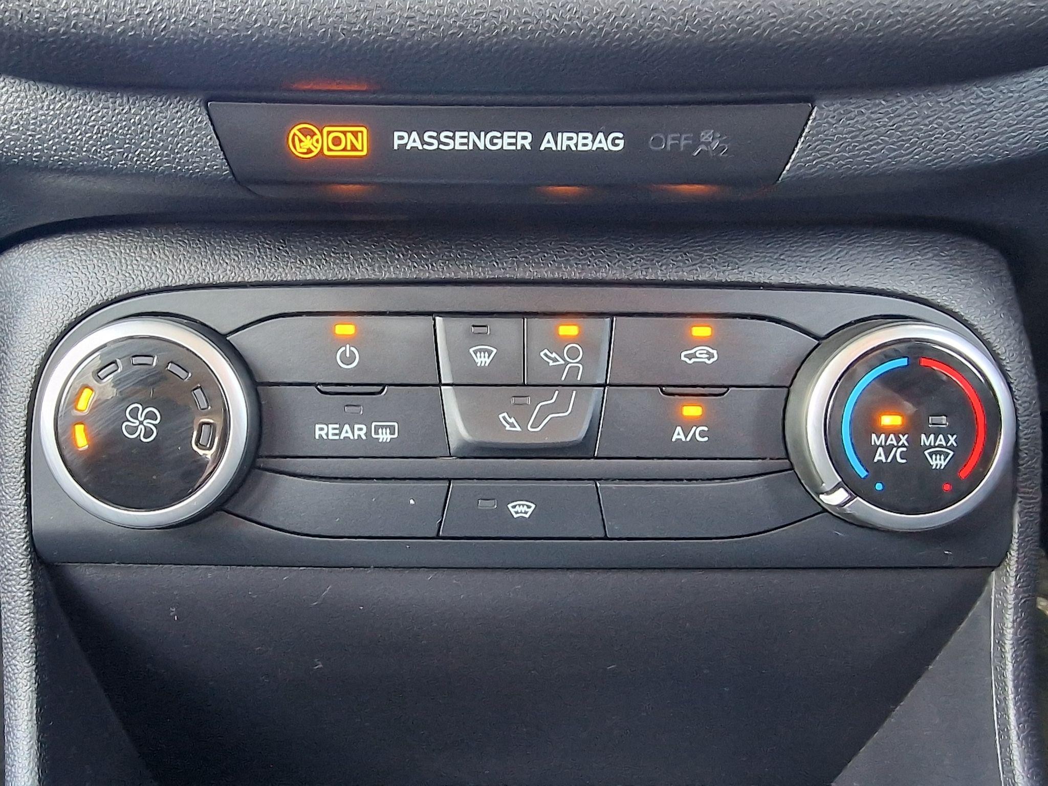 Ford Fiesta Image 22