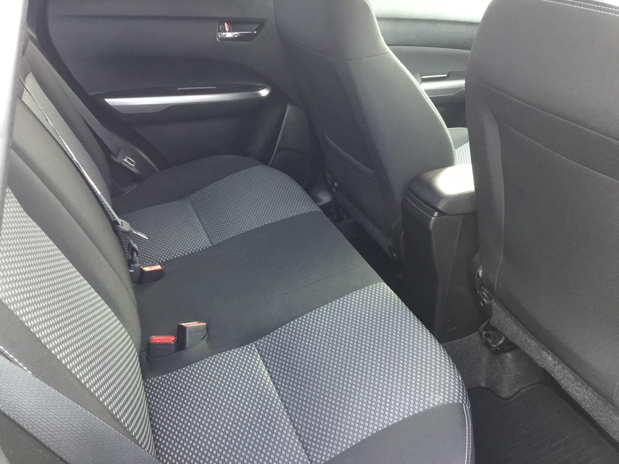 Suzuki Vitara Image 13