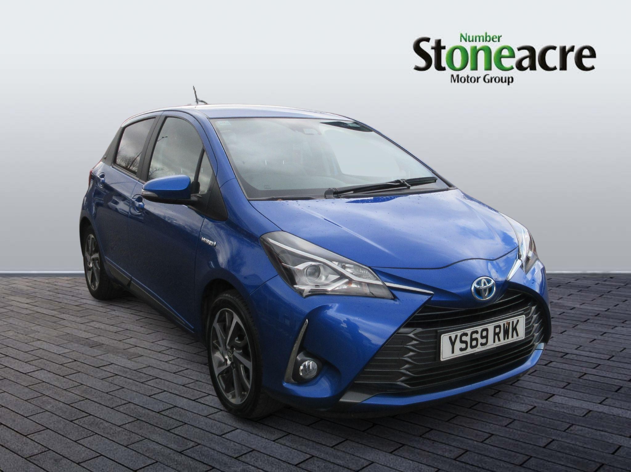 Toyota Yaris Image 1
