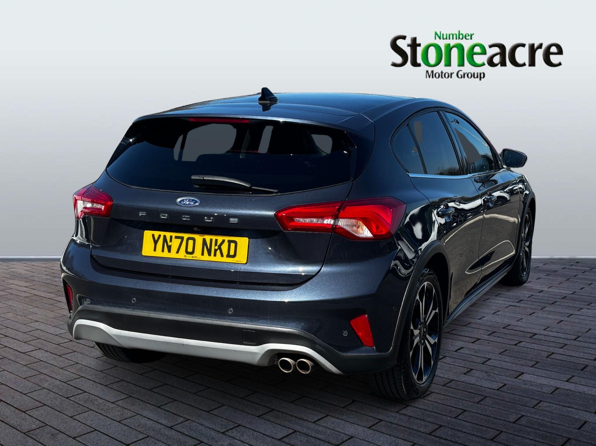 Ford Focus Image 8