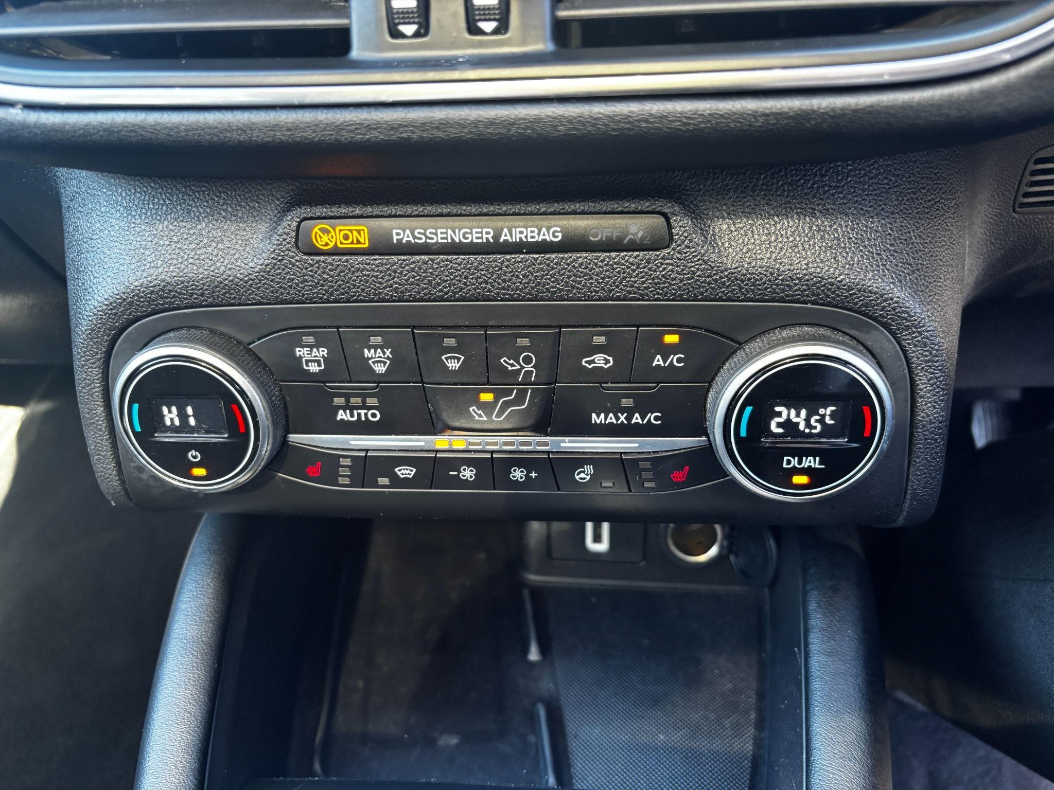 Ford Focus Image 23