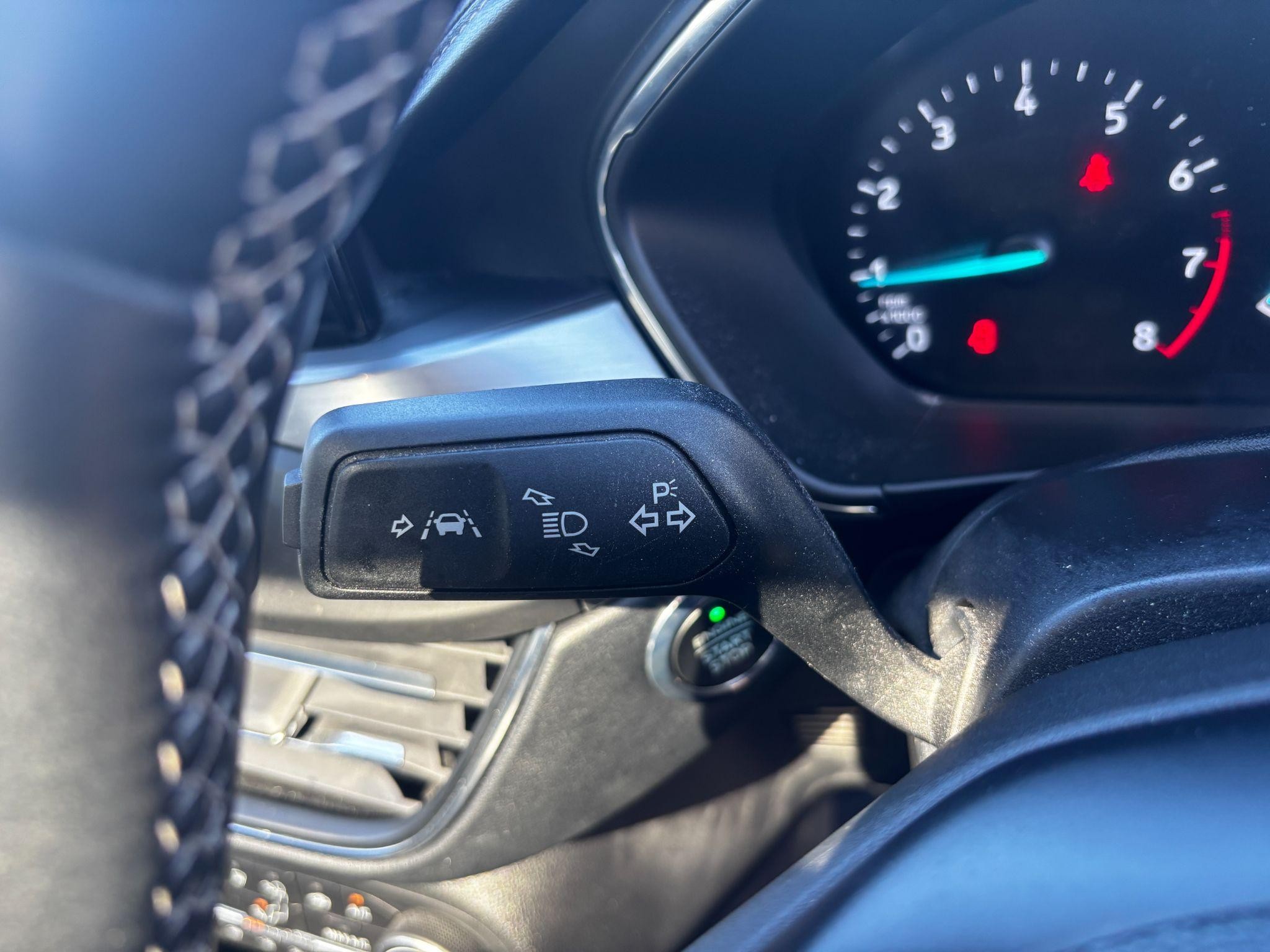 Ford Focus Image 24