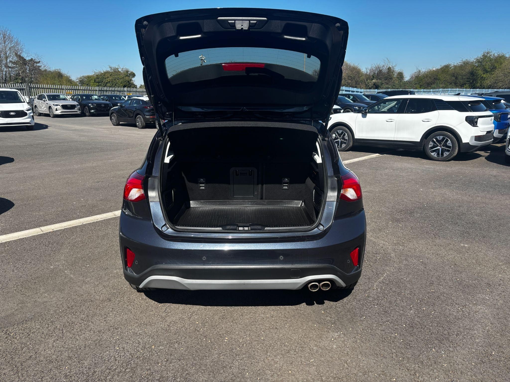 Ford Focus Image 21
