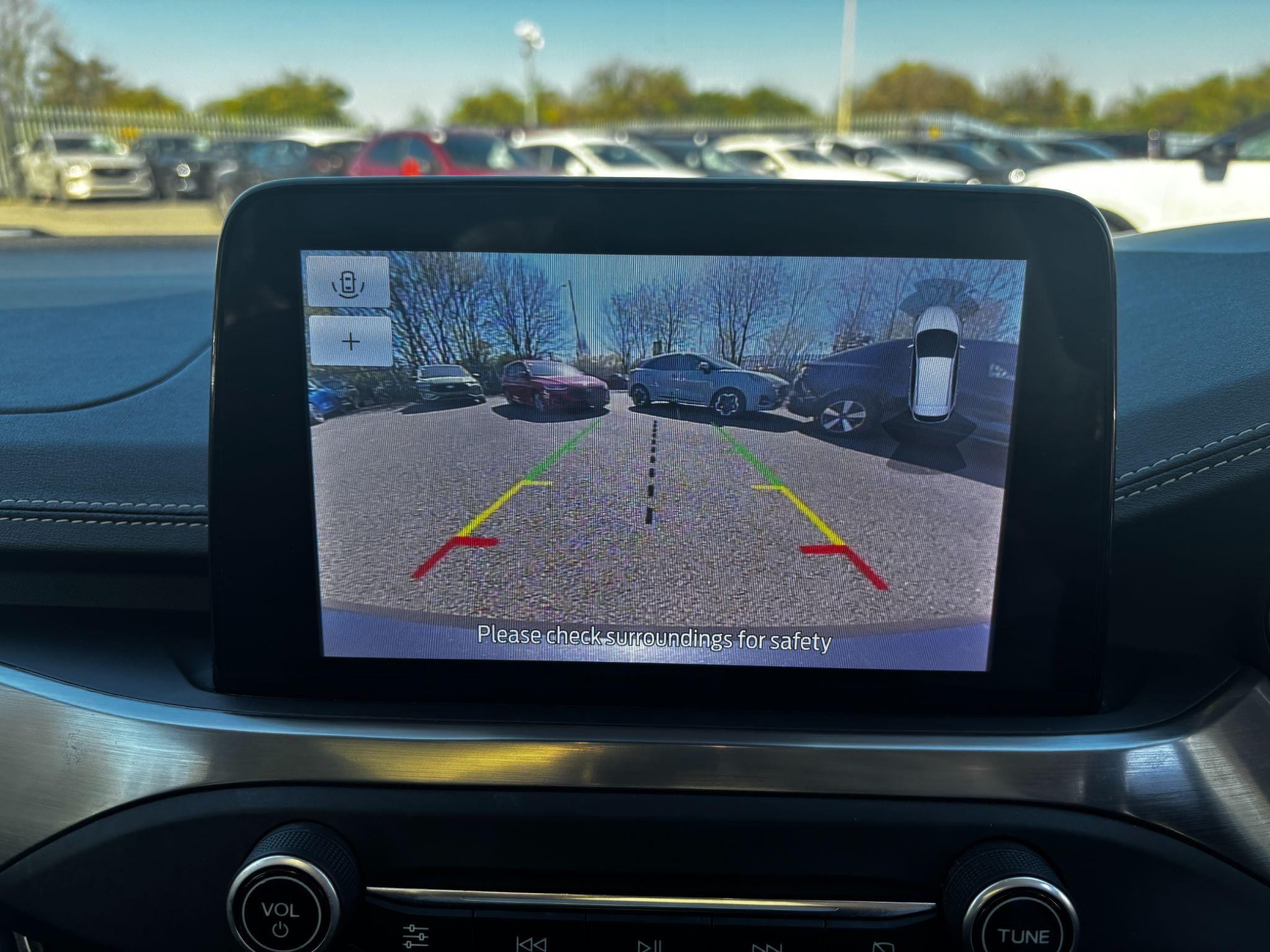 Ford Focus Image 18