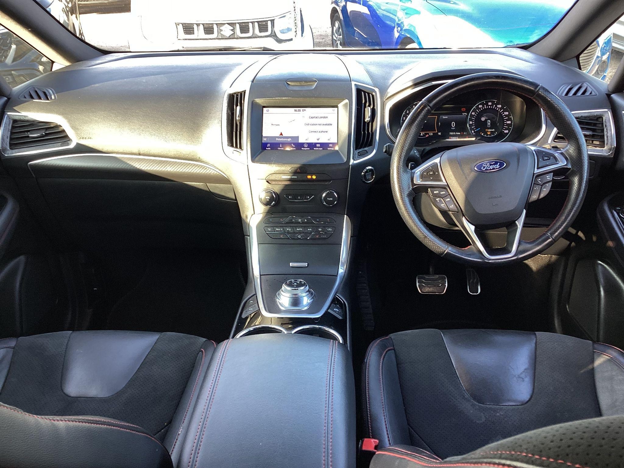 Ford S-Max Image 9