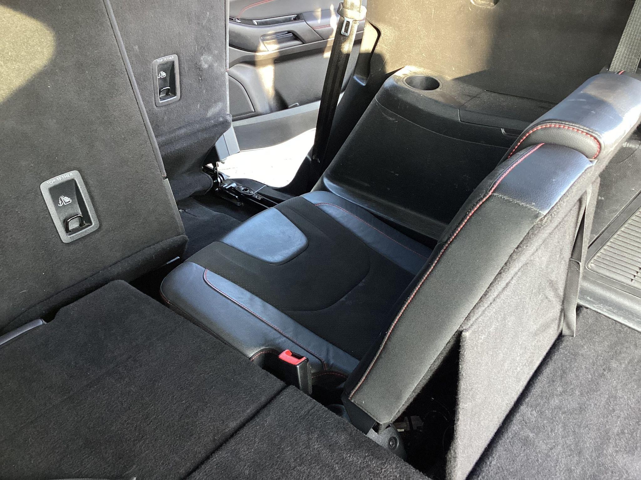 Ford S-Max Image 12