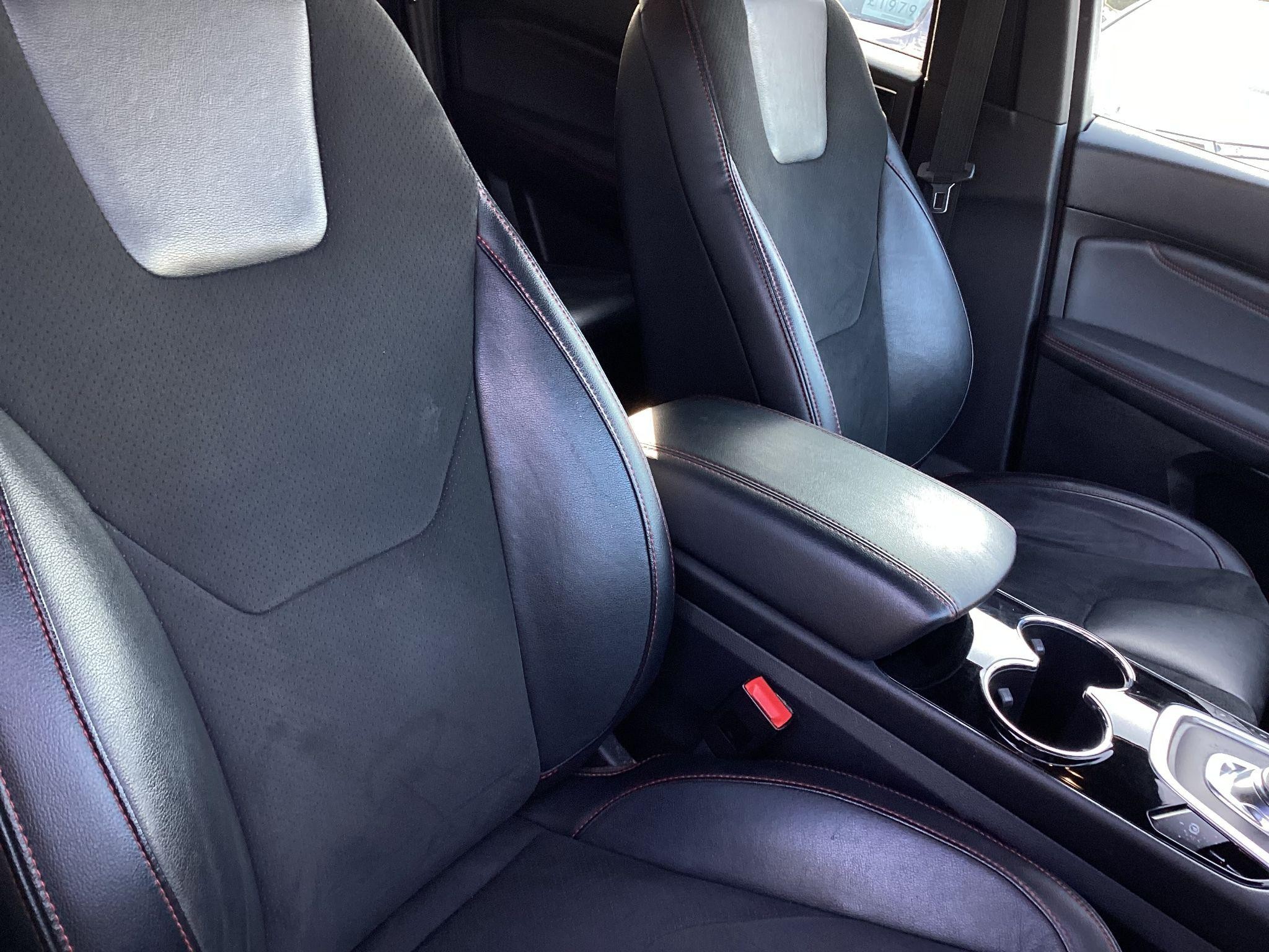 Ford S-Max Image 16