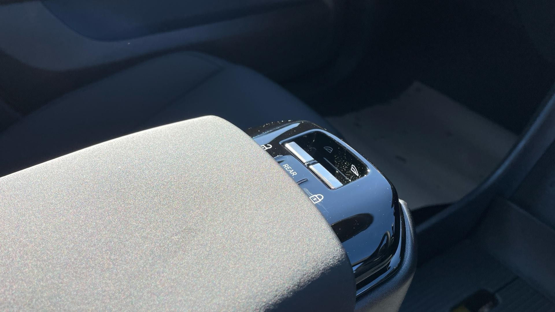 Volvo EX30 Image 14
