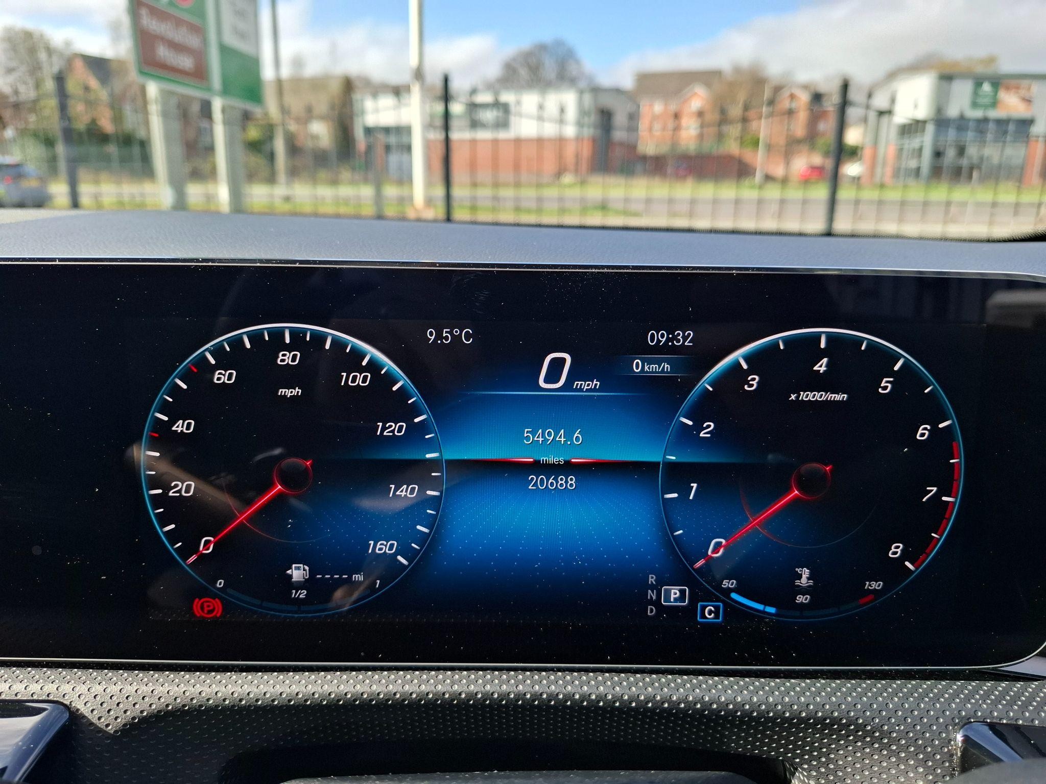 Mercedes-Benz A-Class Image 27