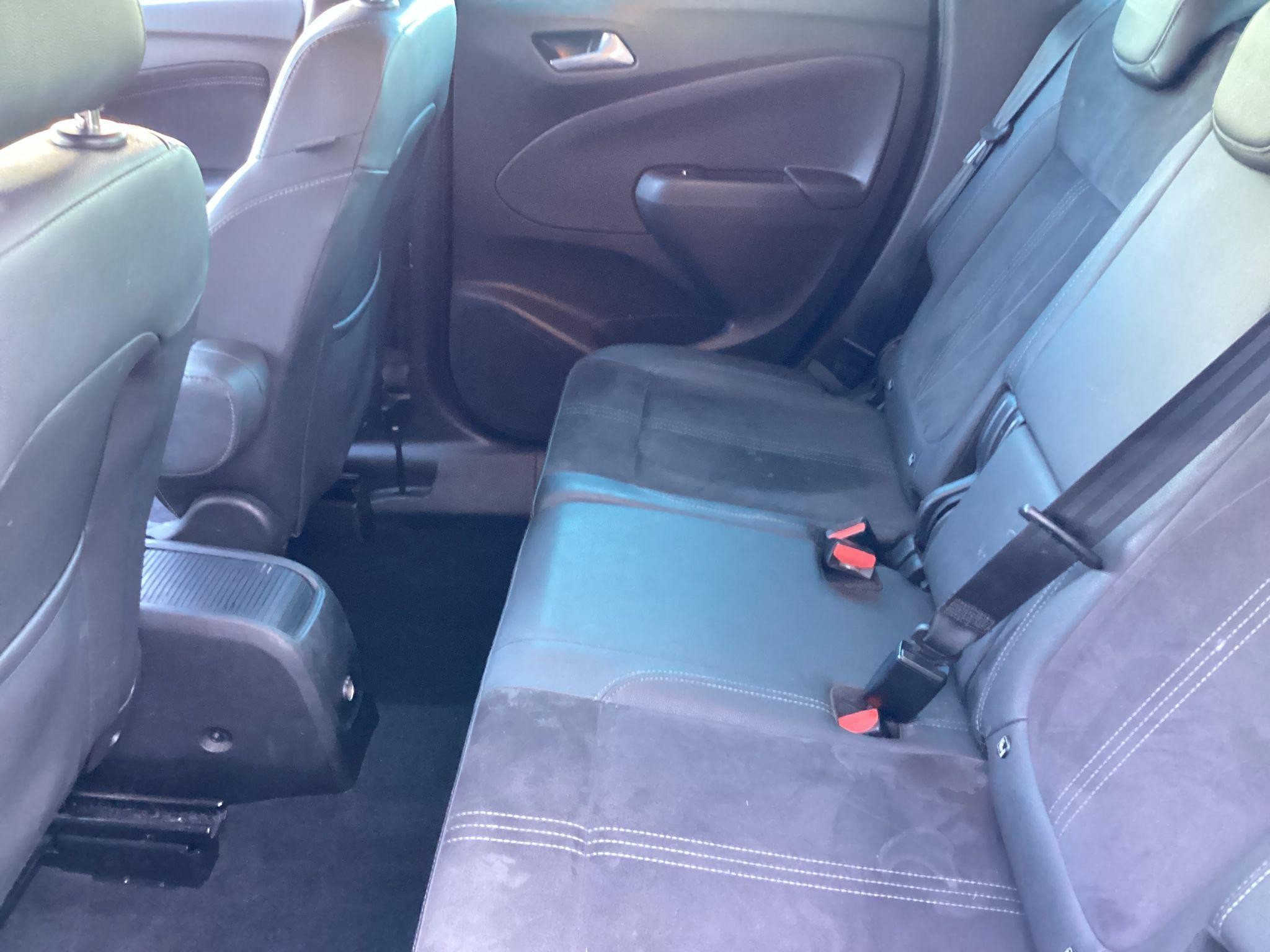 Vauxhall Crossland Image 14