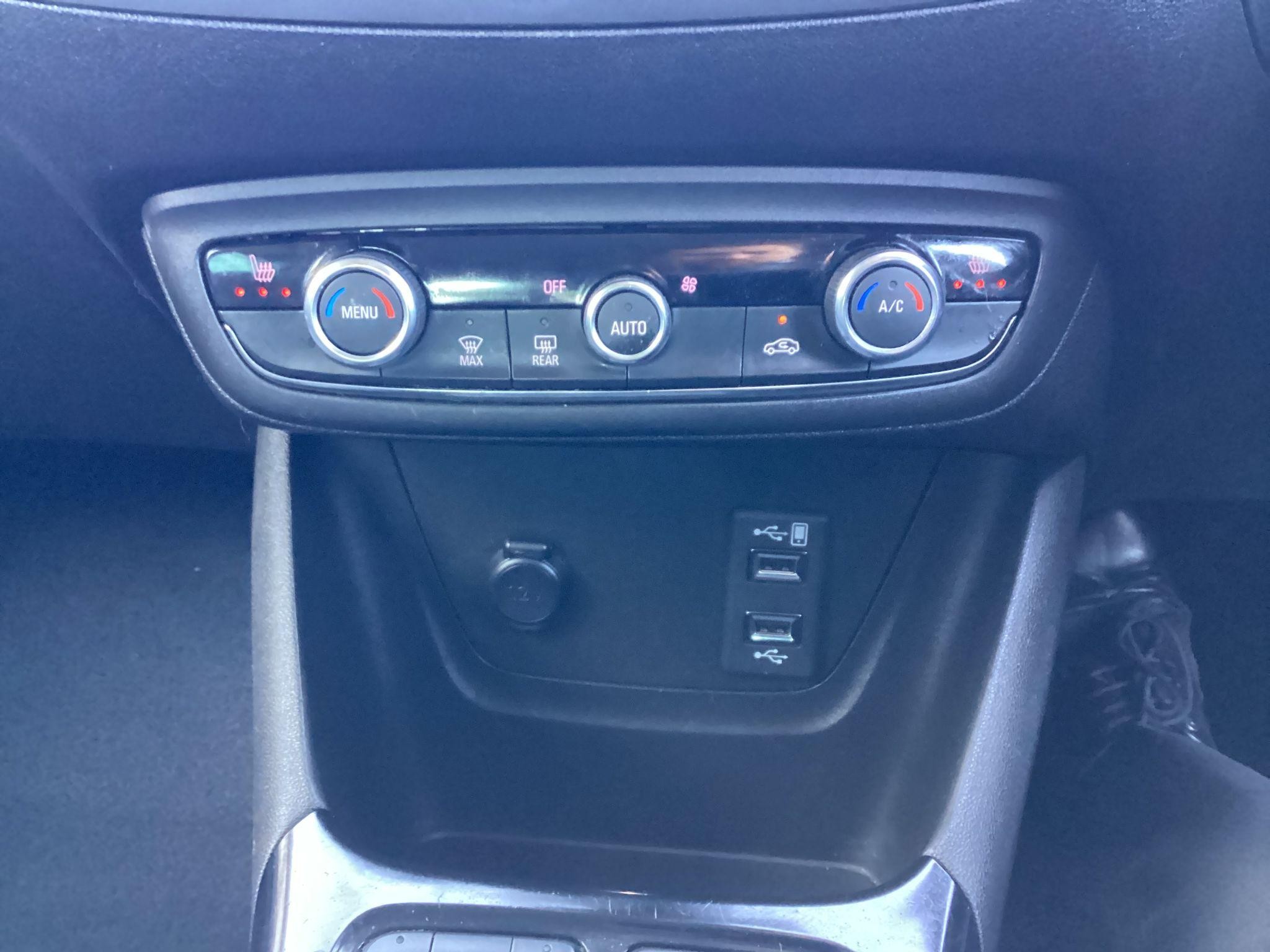 Vauxhall Crossland Image 23
