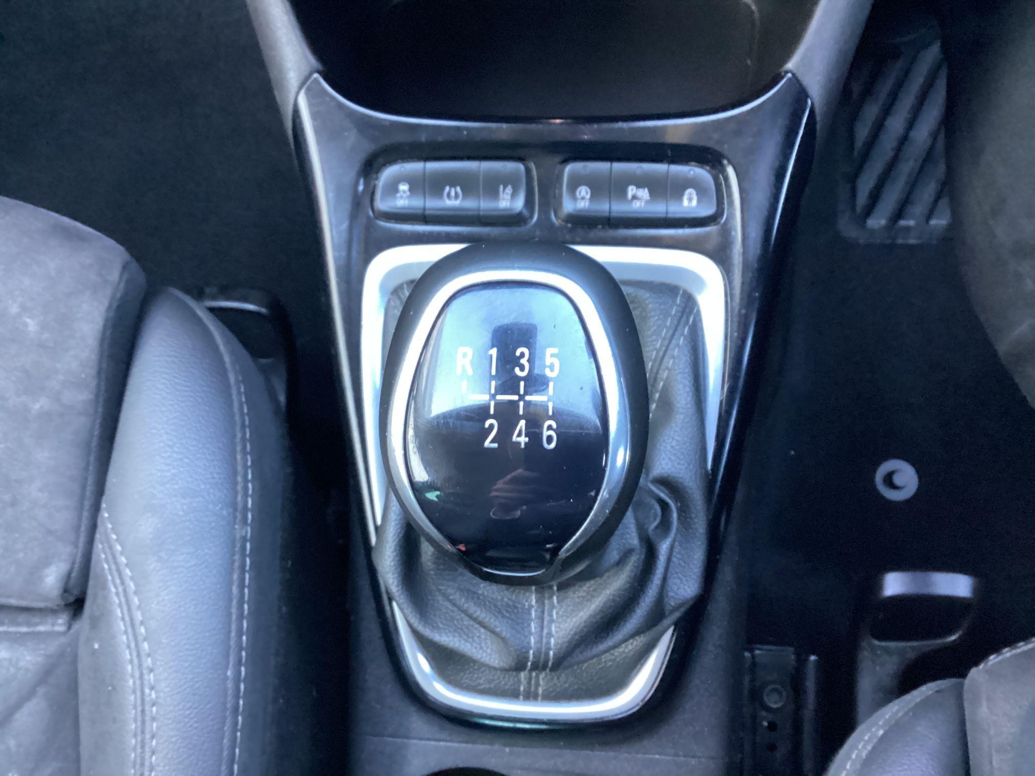Vauxhall Crossland Image 25