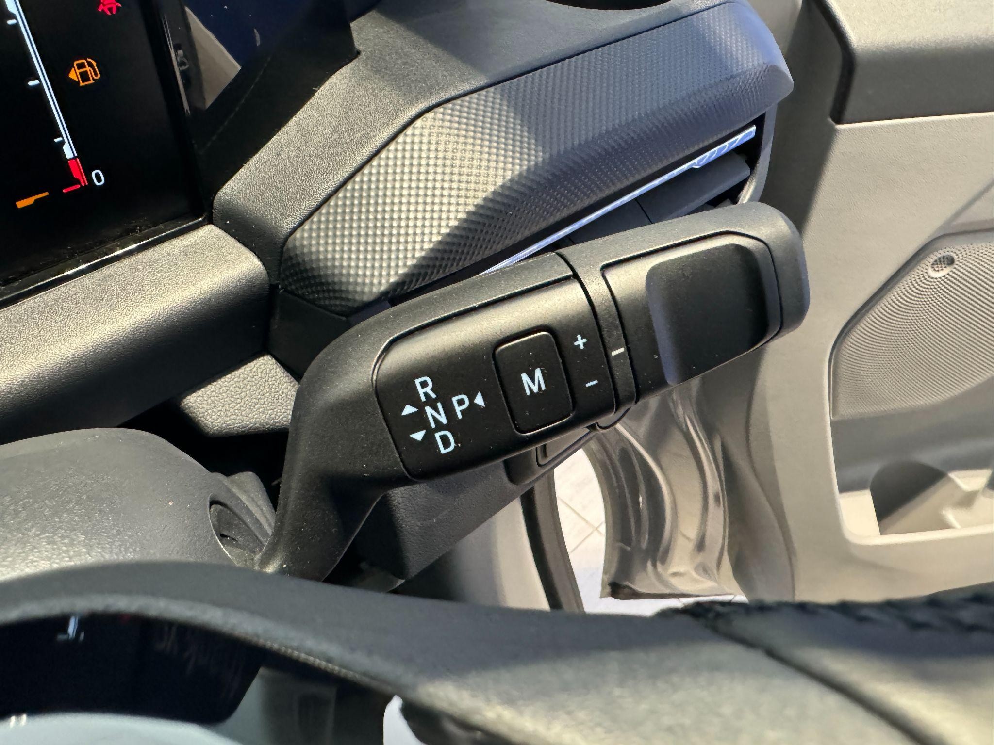 Ford Transit Custom Image 9