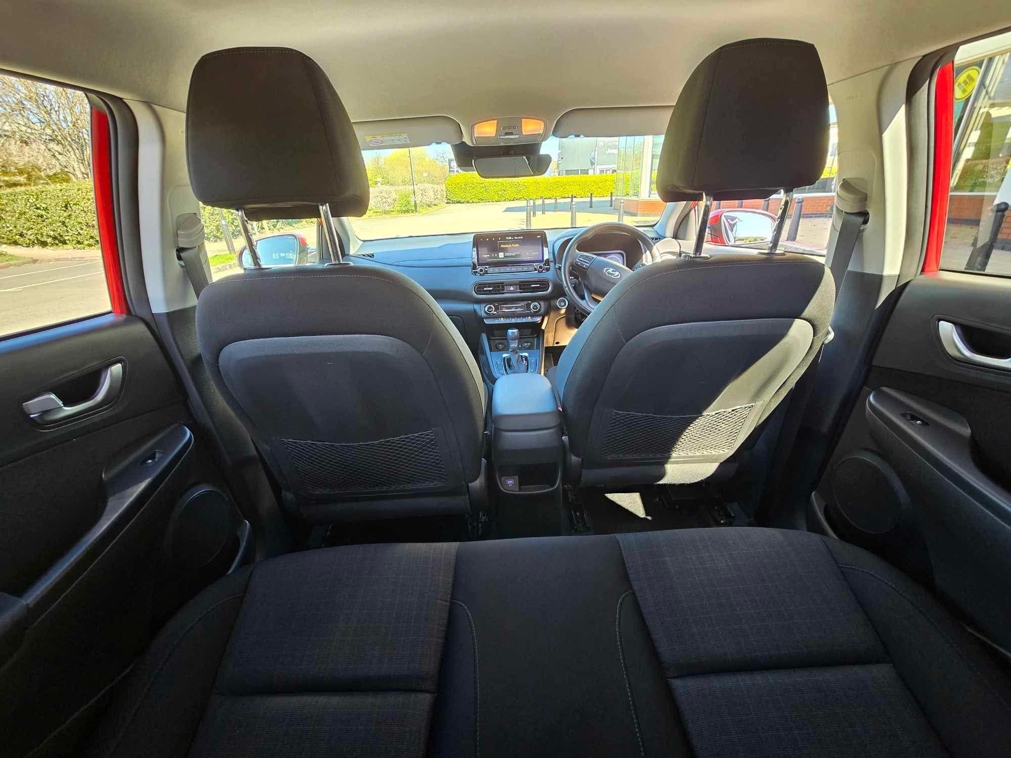 Hyundai KONA Image 15