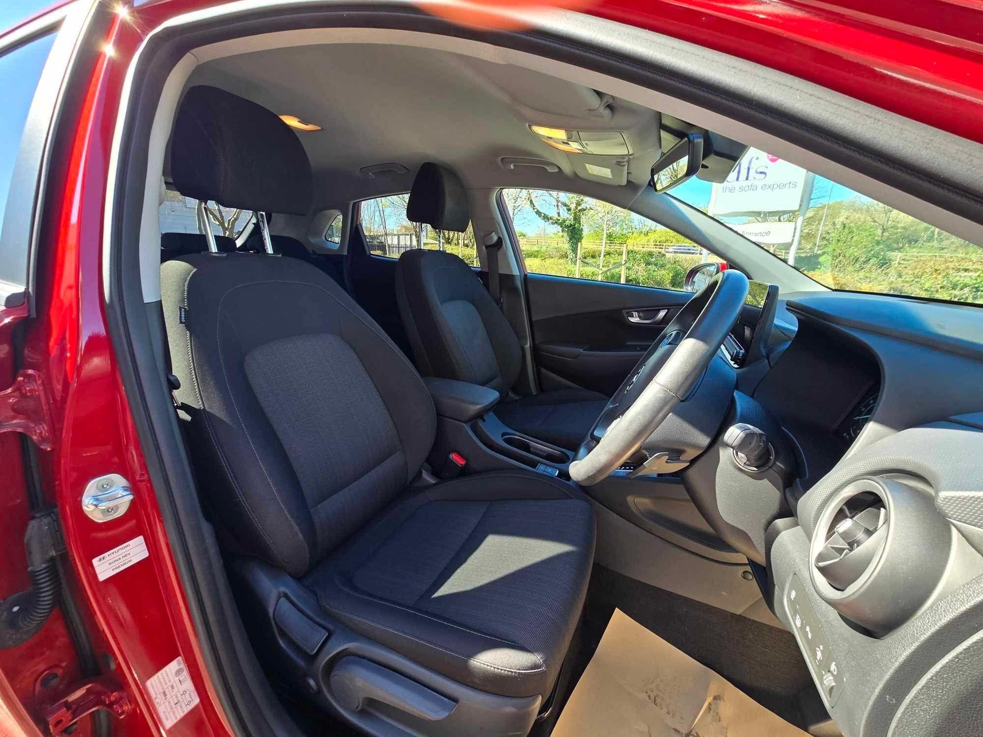 Hyundai KONA Image 22