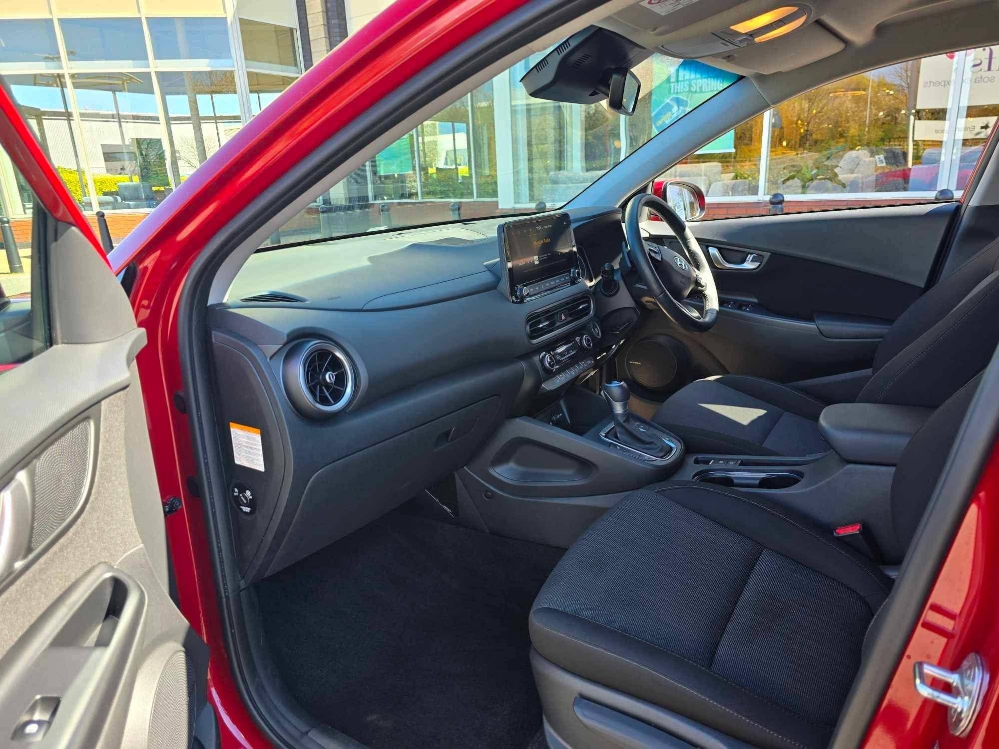 Hyundai KONA Image 50