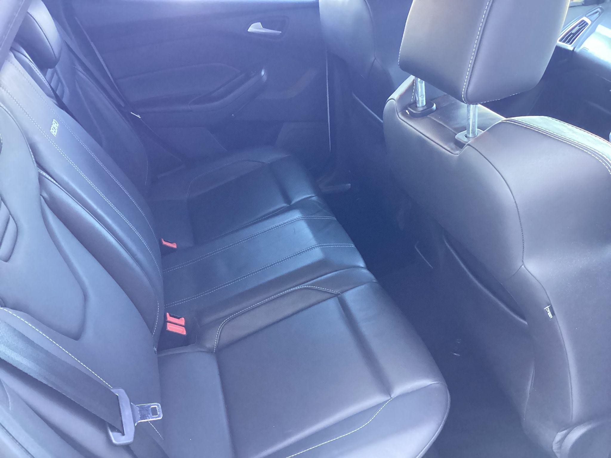 Ford Focus Image 14