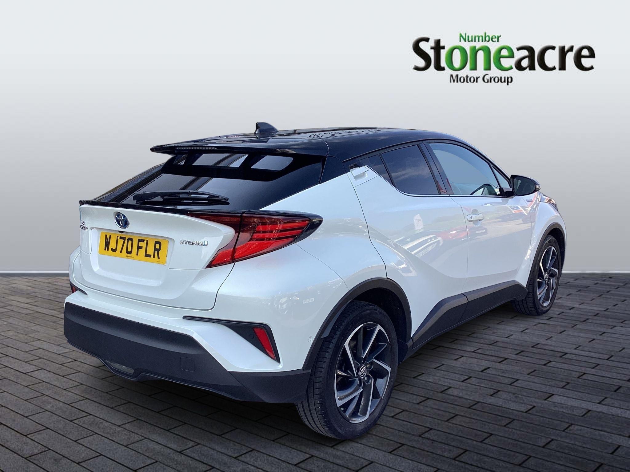 Toyota C-HR Image 3