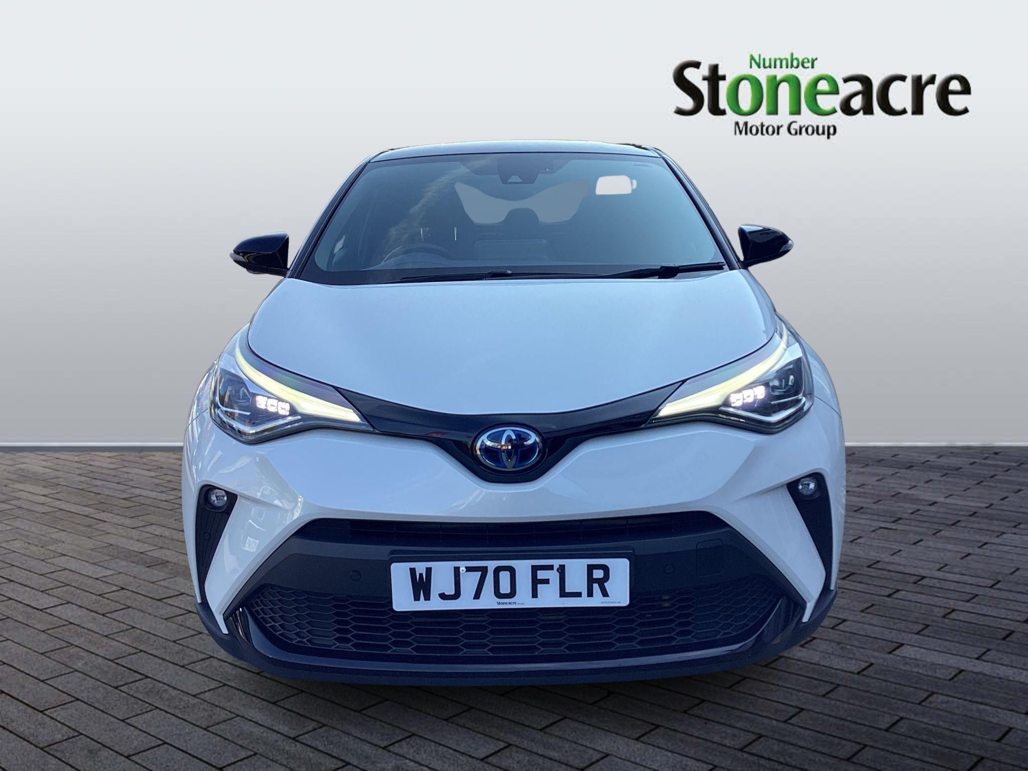 Toyota C-HR Image 8