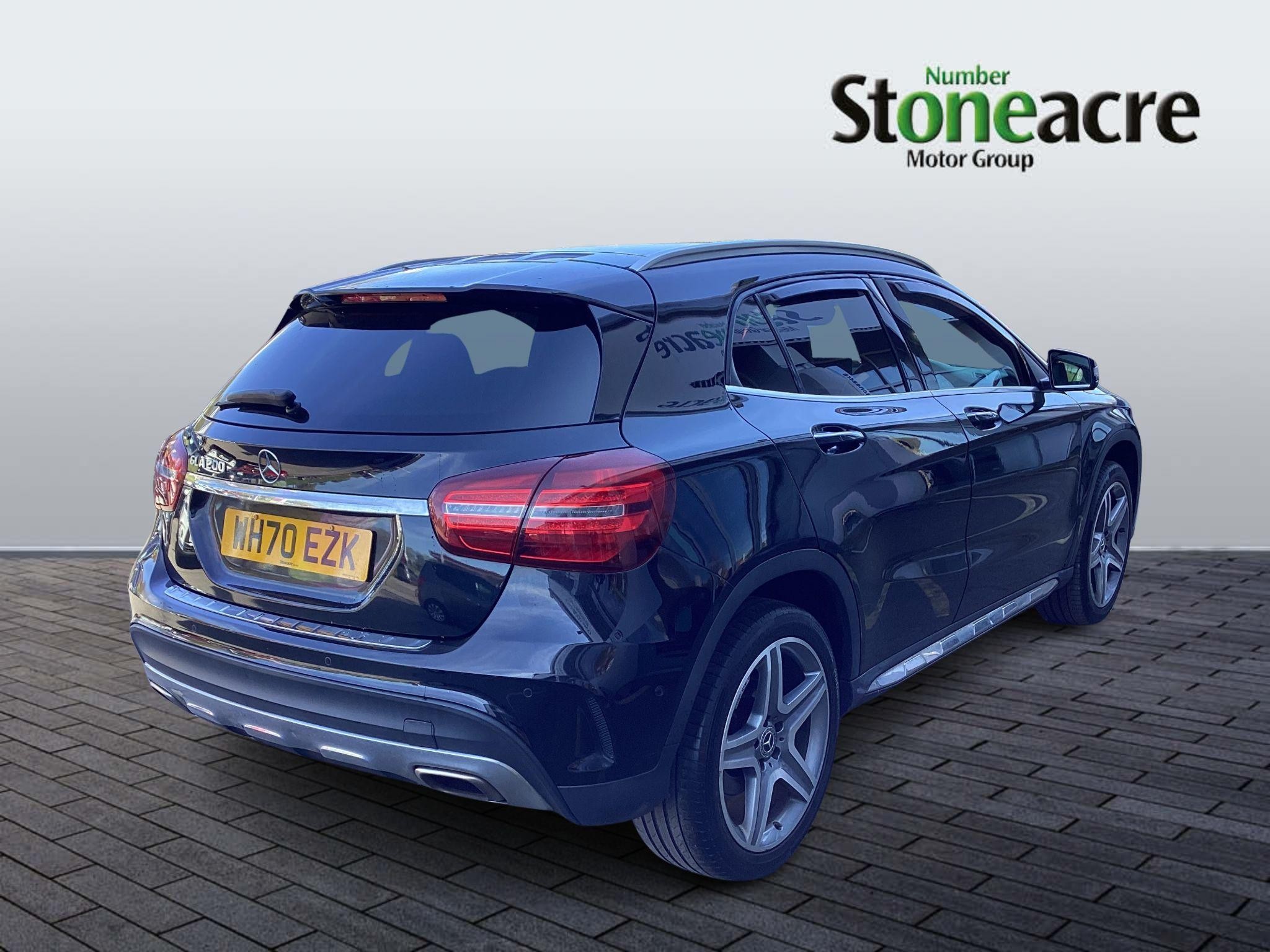 Mercedes-Benz GLA Image 3