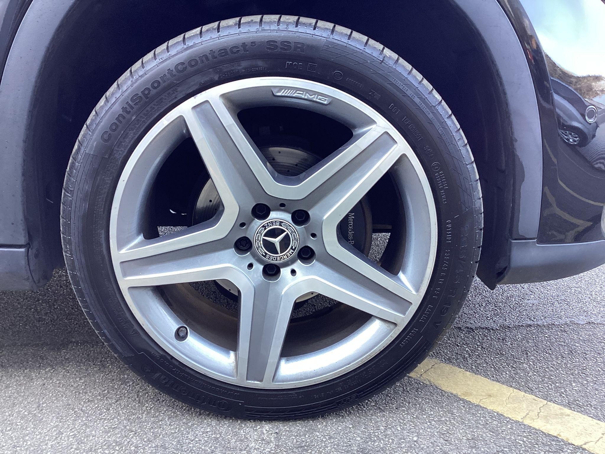 Mercedes-Benz GLA Image 9