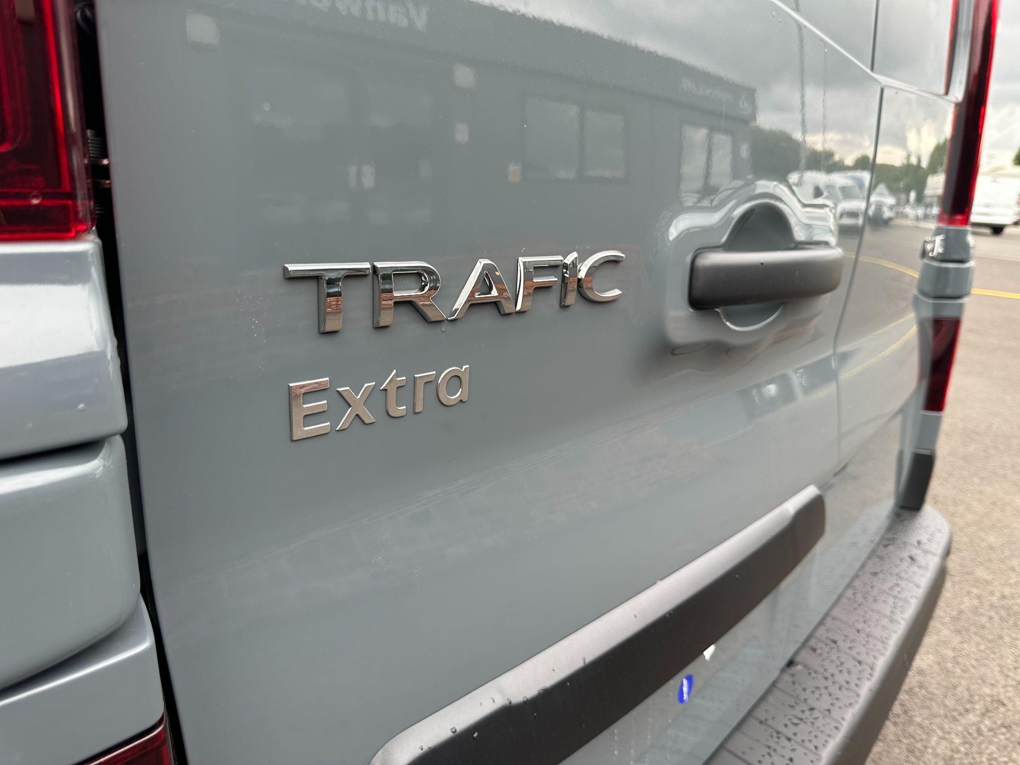 Renault Trafic Image 11