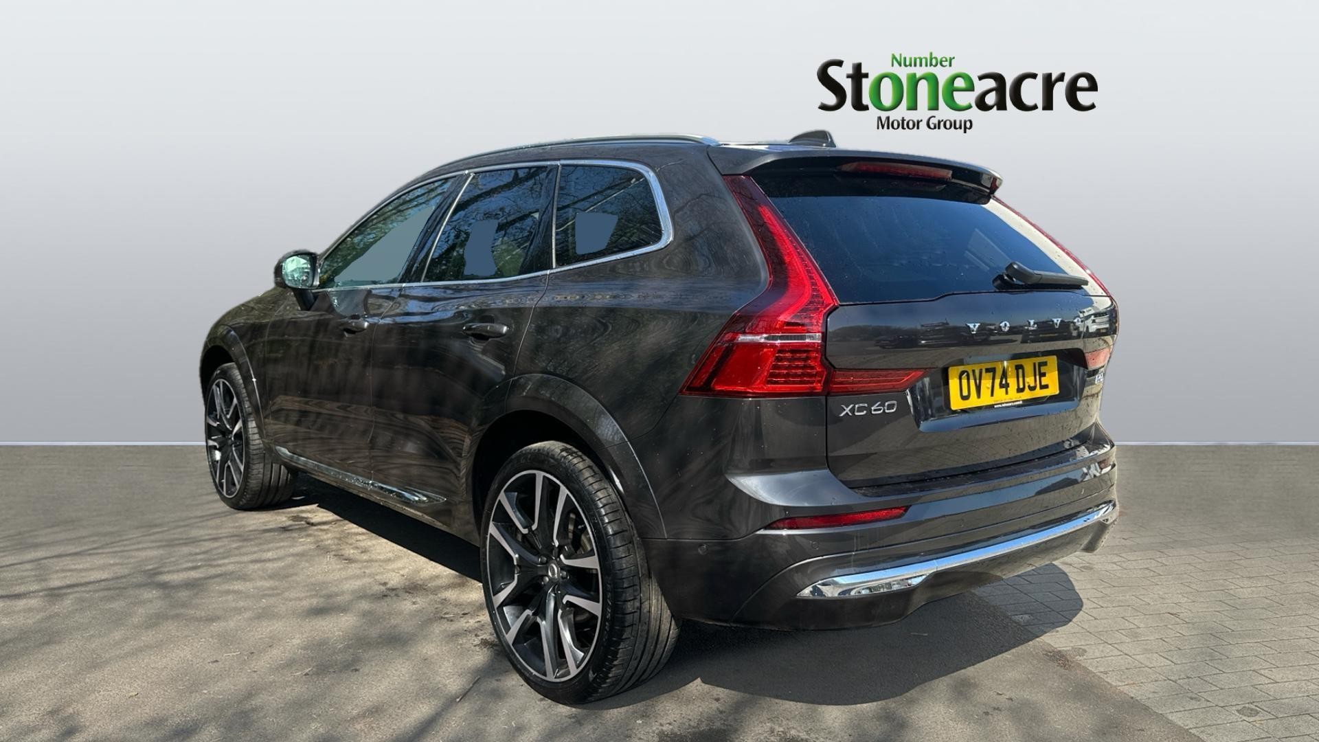 Volvo XC60 Image 2