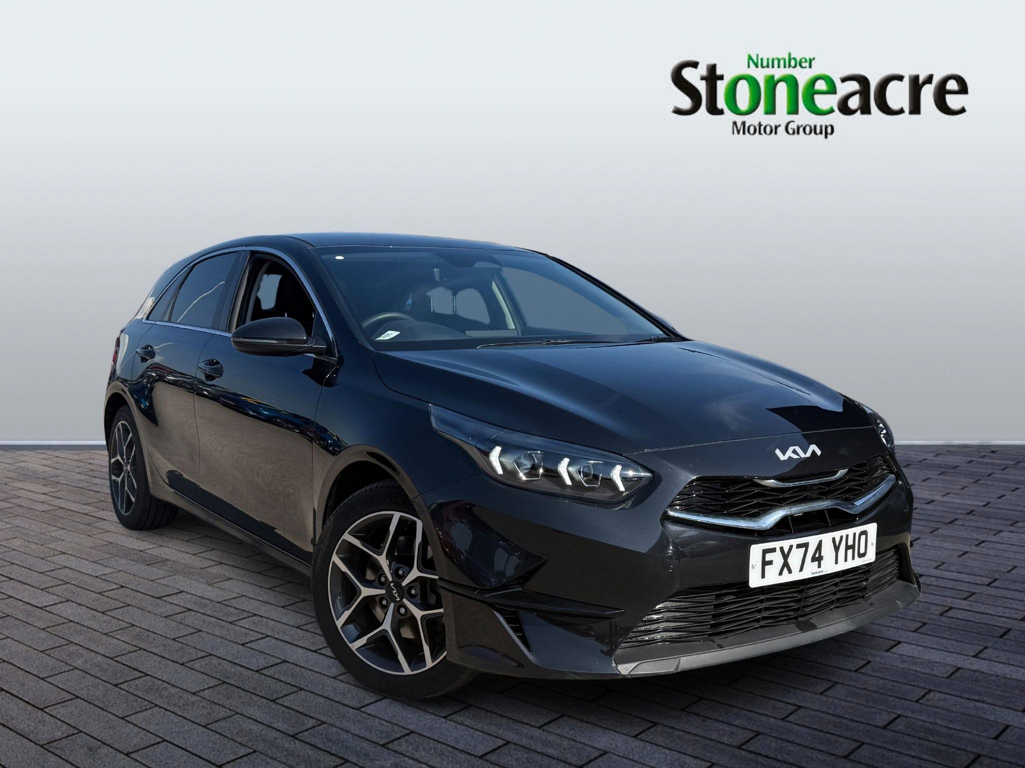 Kia Ceed Image 1