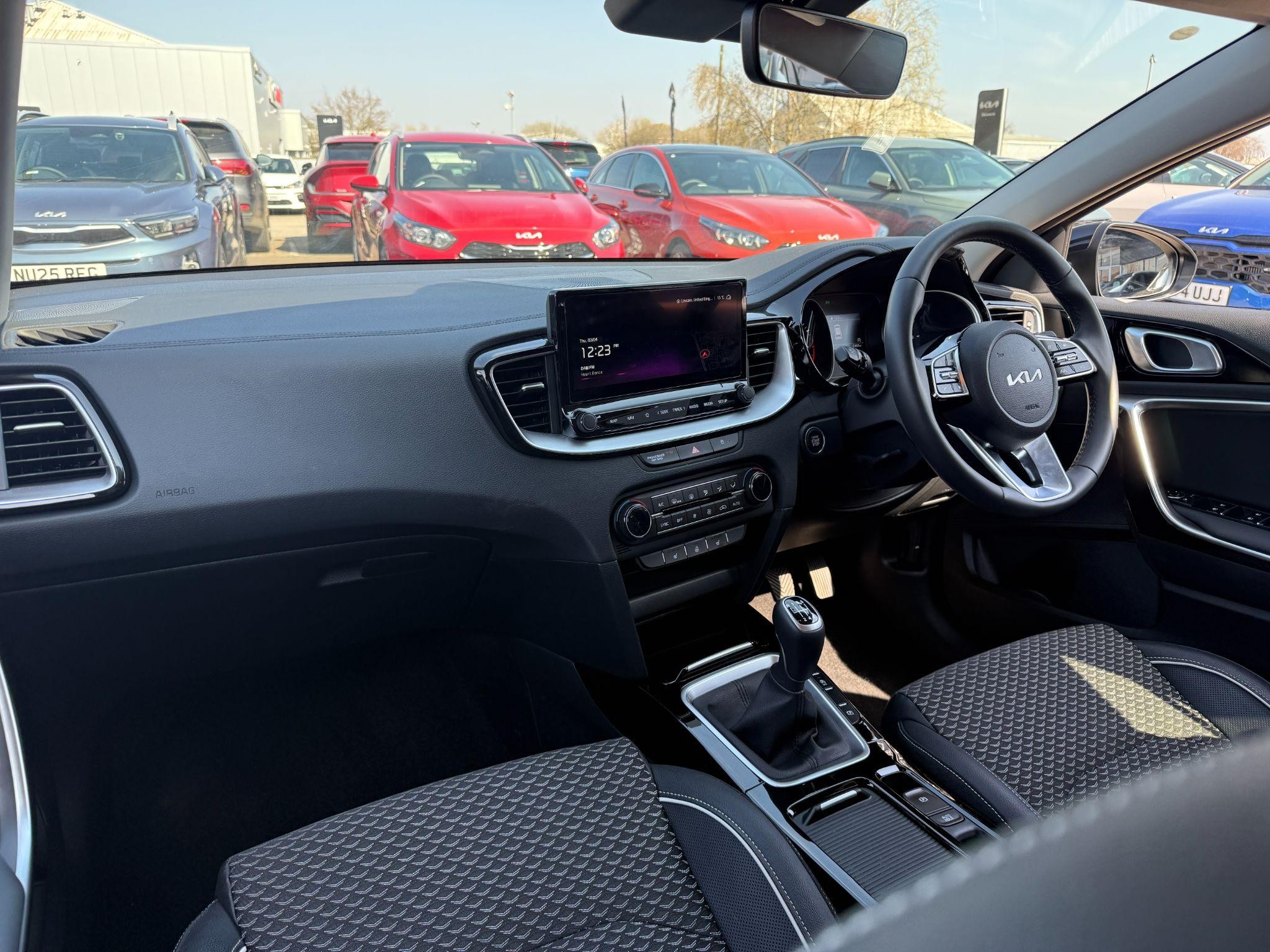 Kia Ceed Image 13