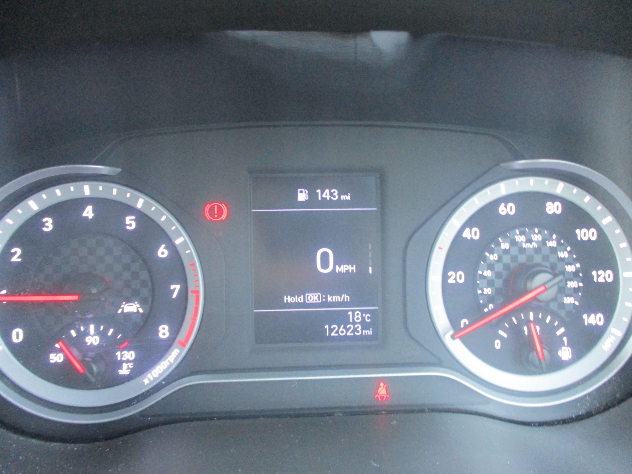 Hyundai i10 Image 16