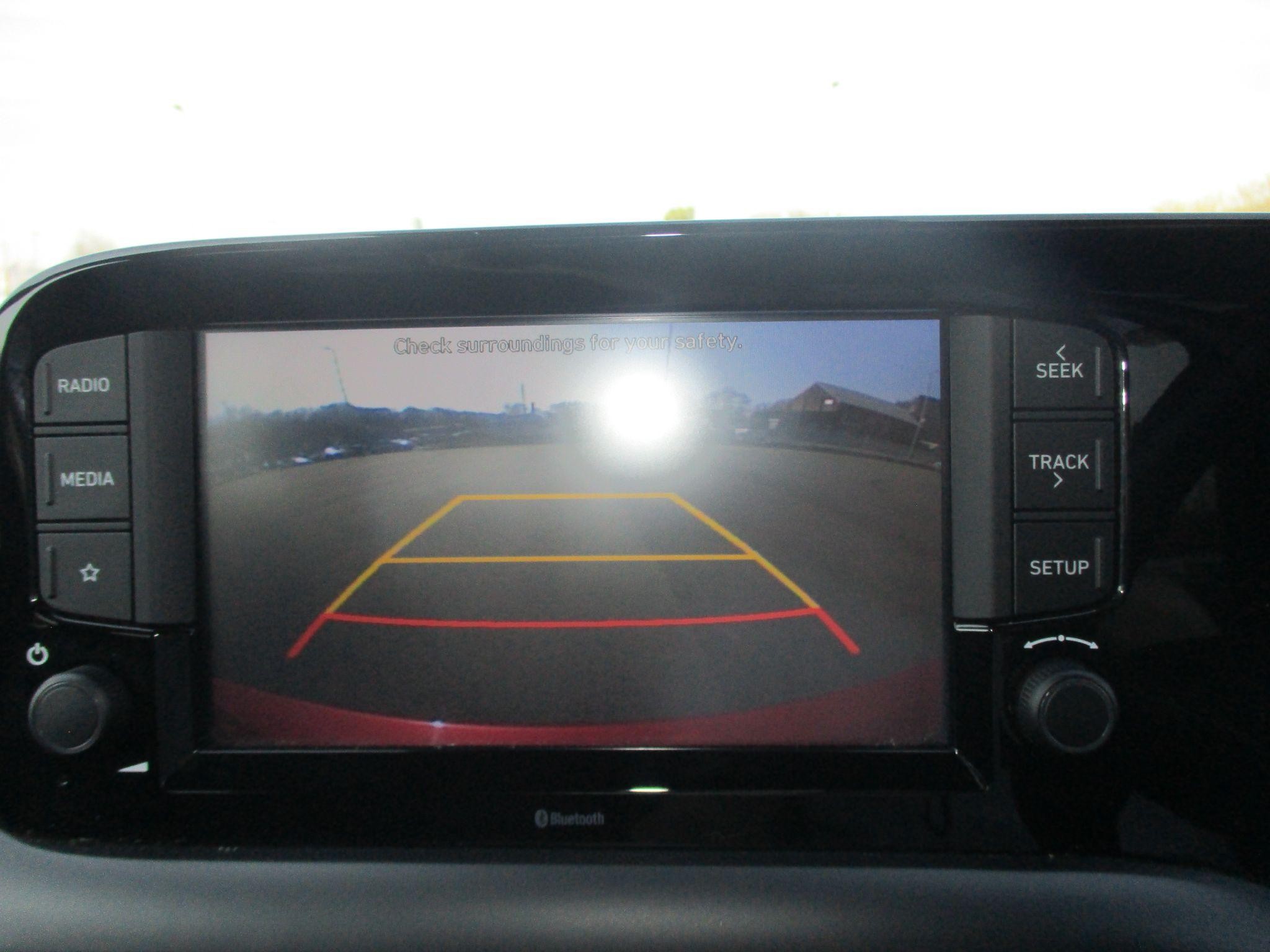 Hyundai i10 Image 18