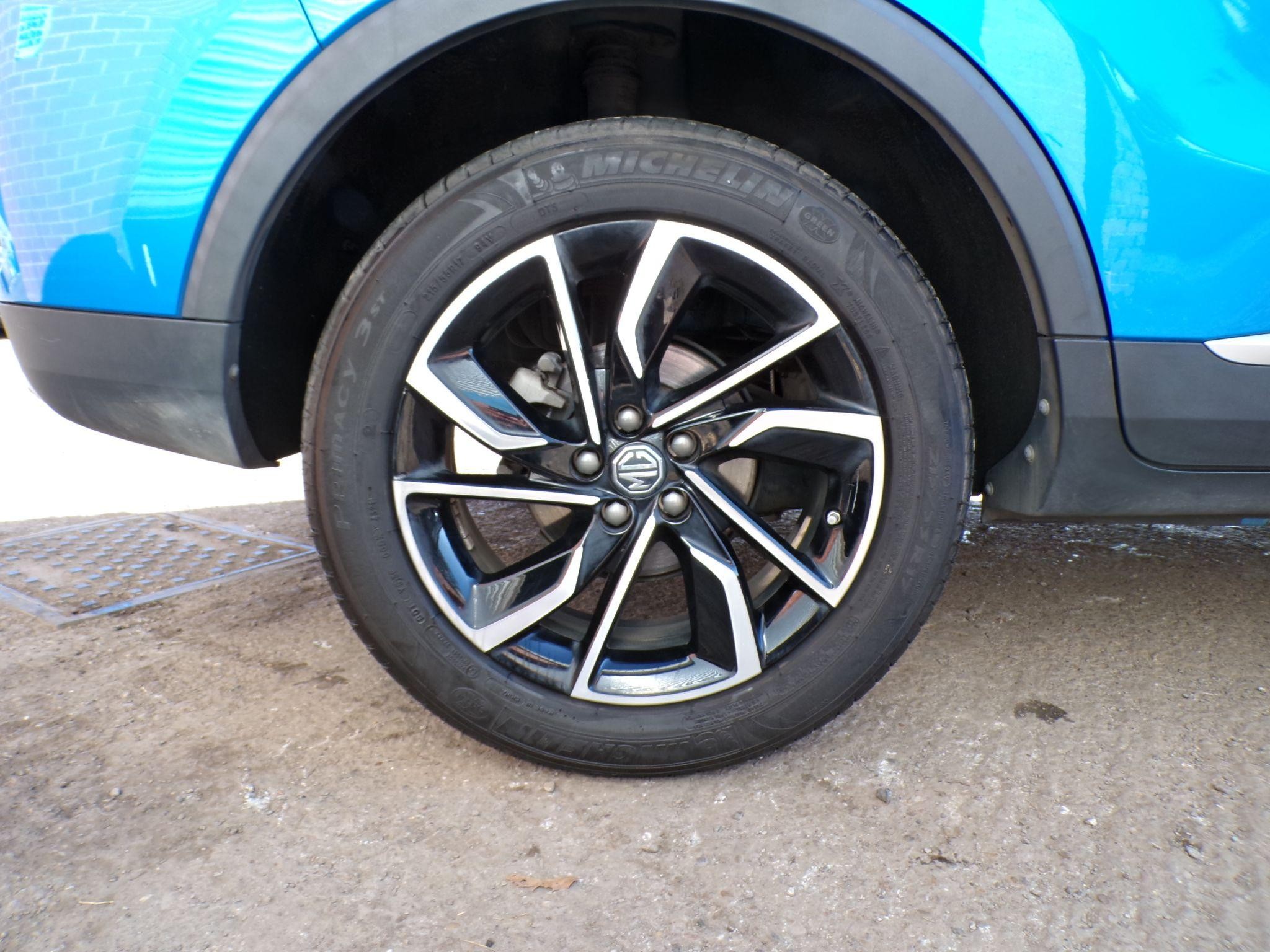 MG ZS Image 9