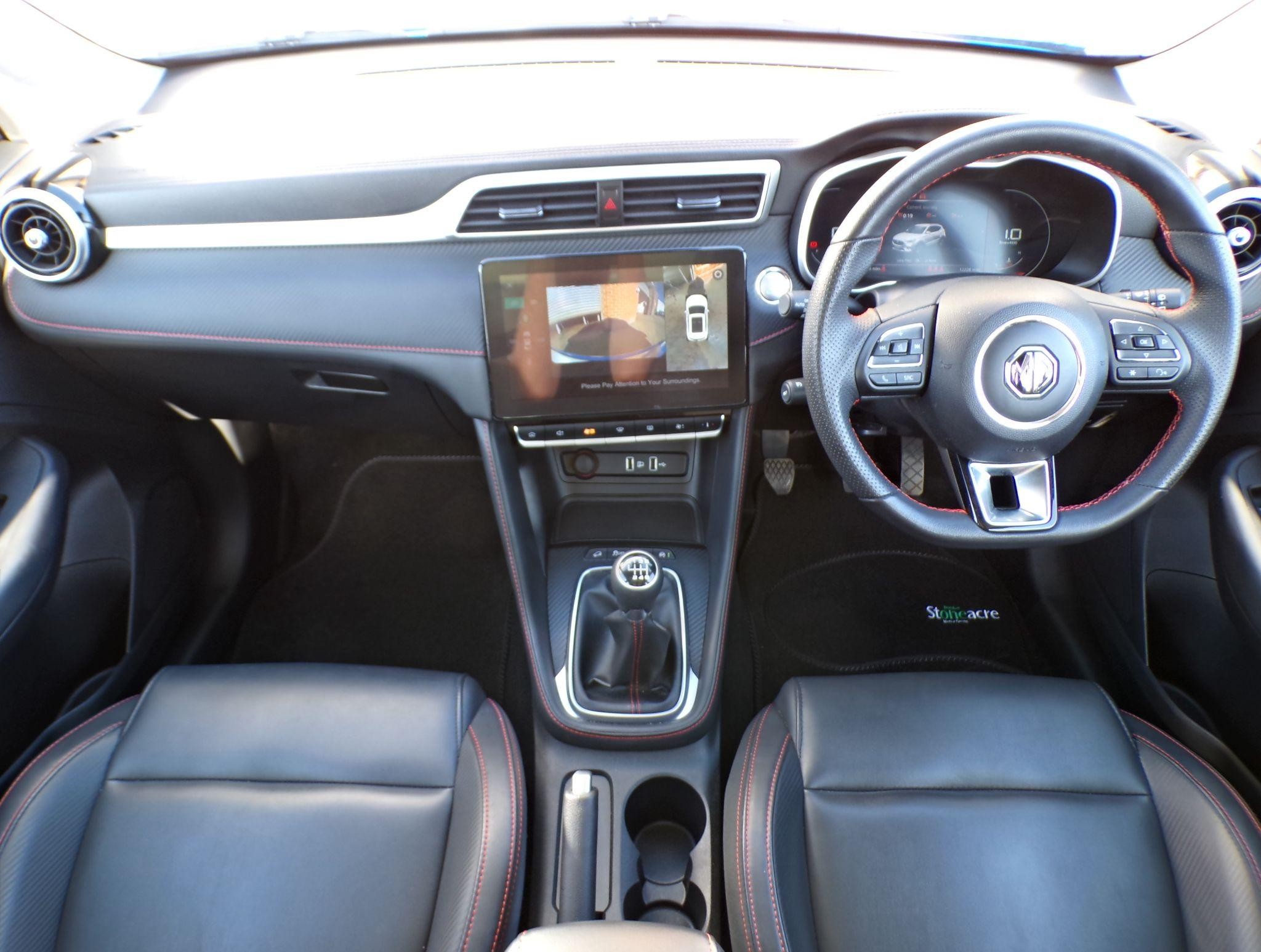 MG ZS Image 12