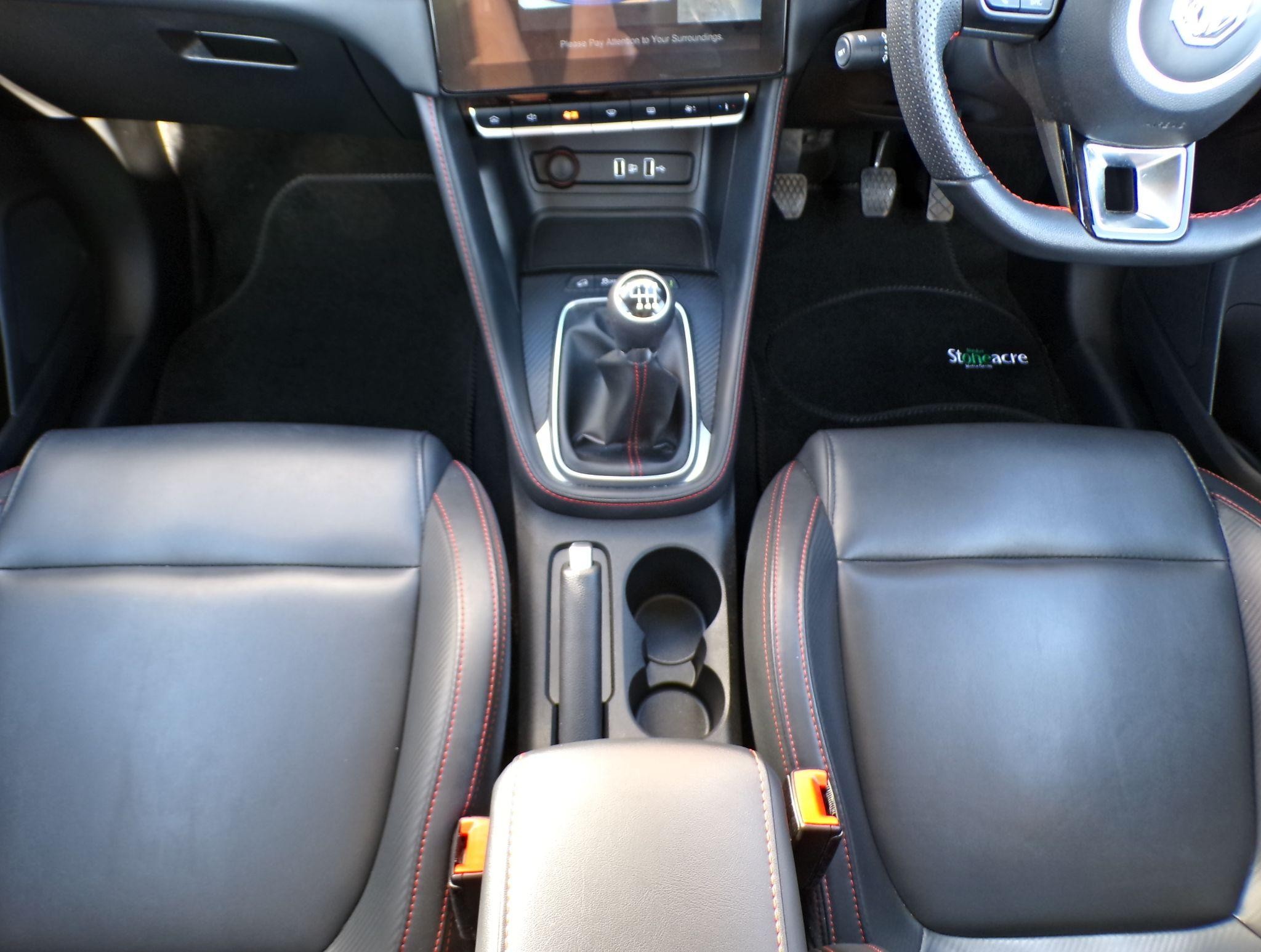 MG ZS Image 19