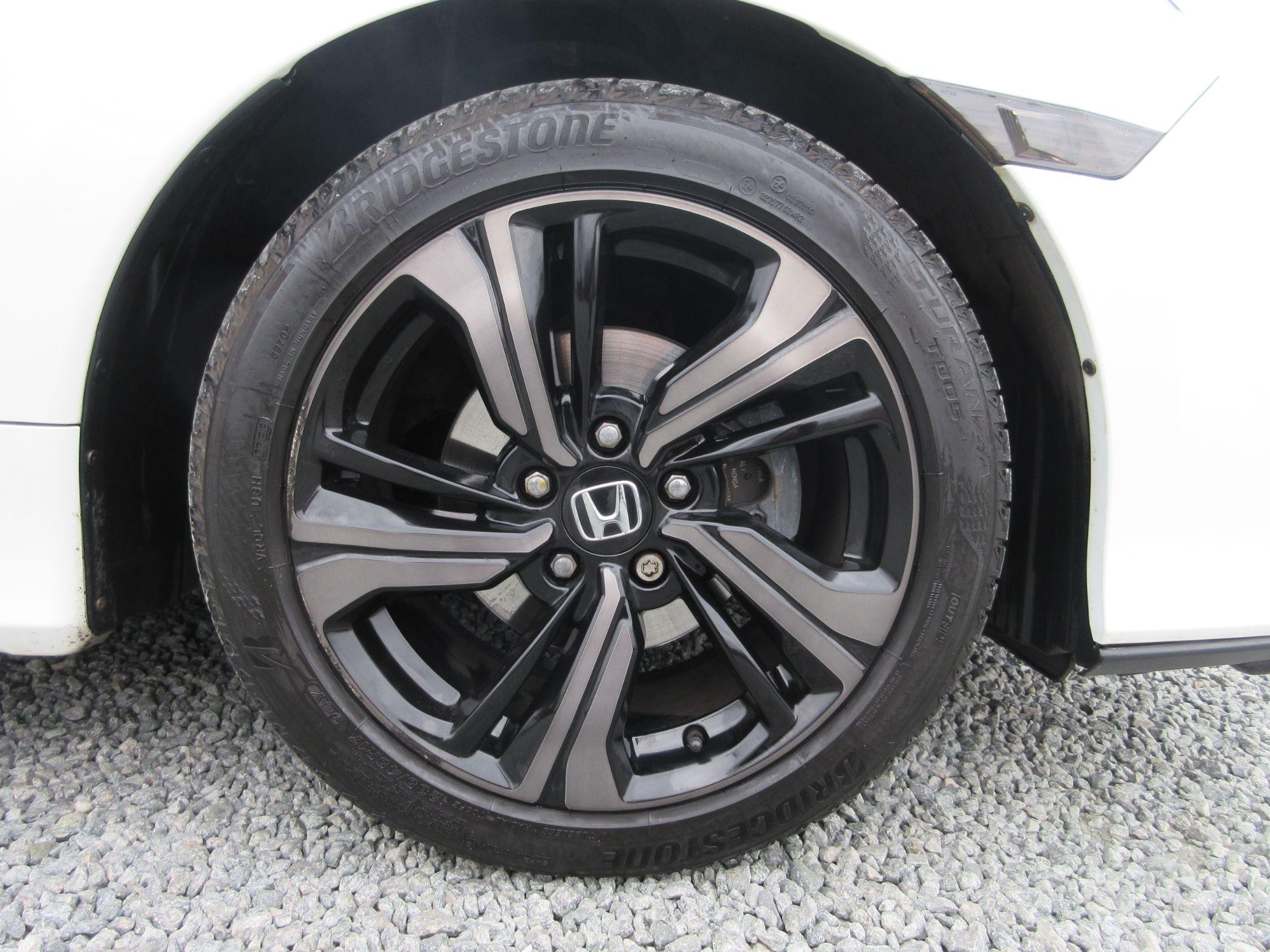 Honda Civic Image 25