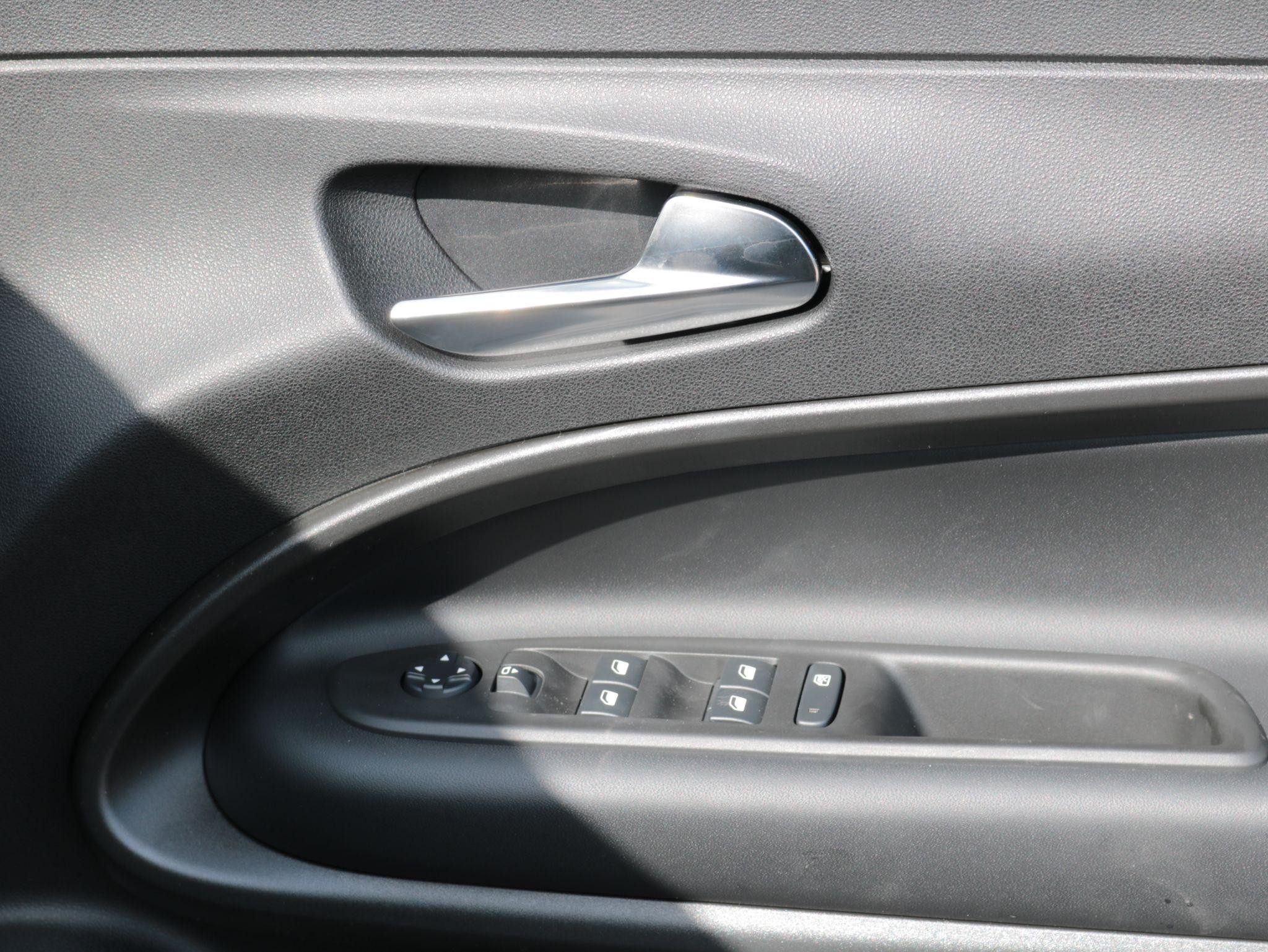 Jeep Avenger Image 31