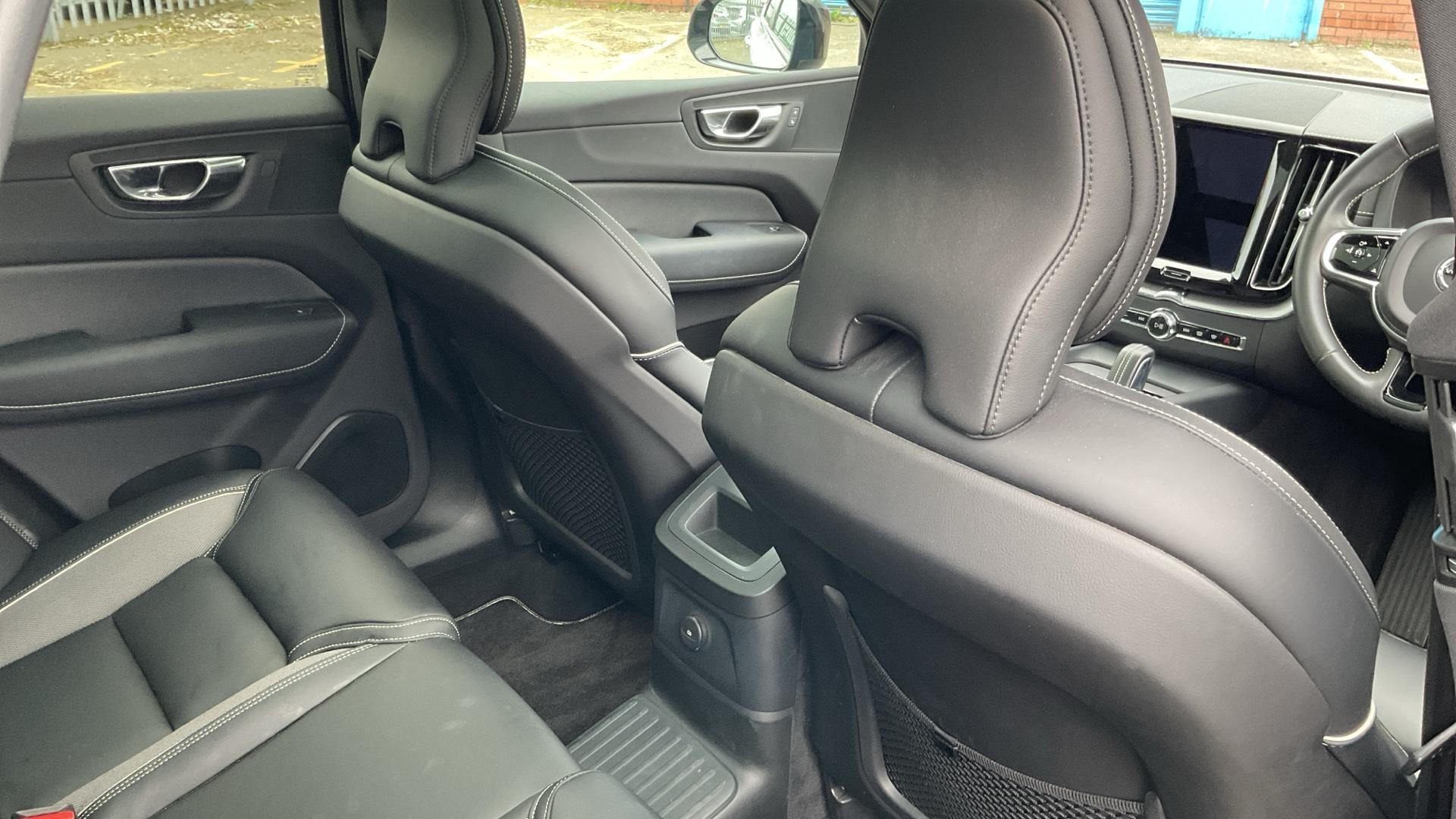 Volvo XC60 Image 10
