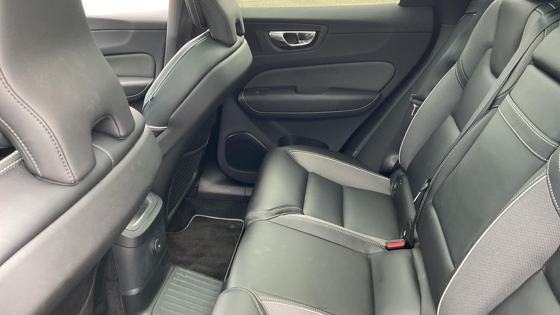 Volvo XC60 Image 33