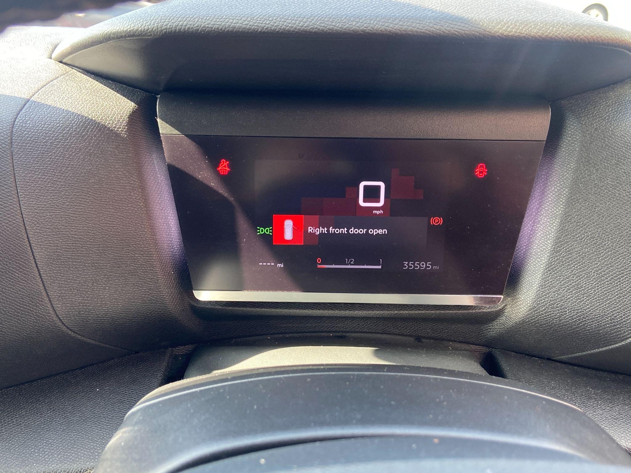 Citroen C4 Image 11