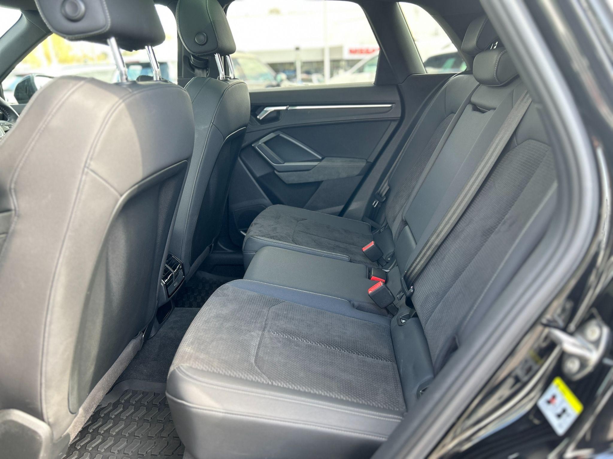 Audi Q3 Image 13