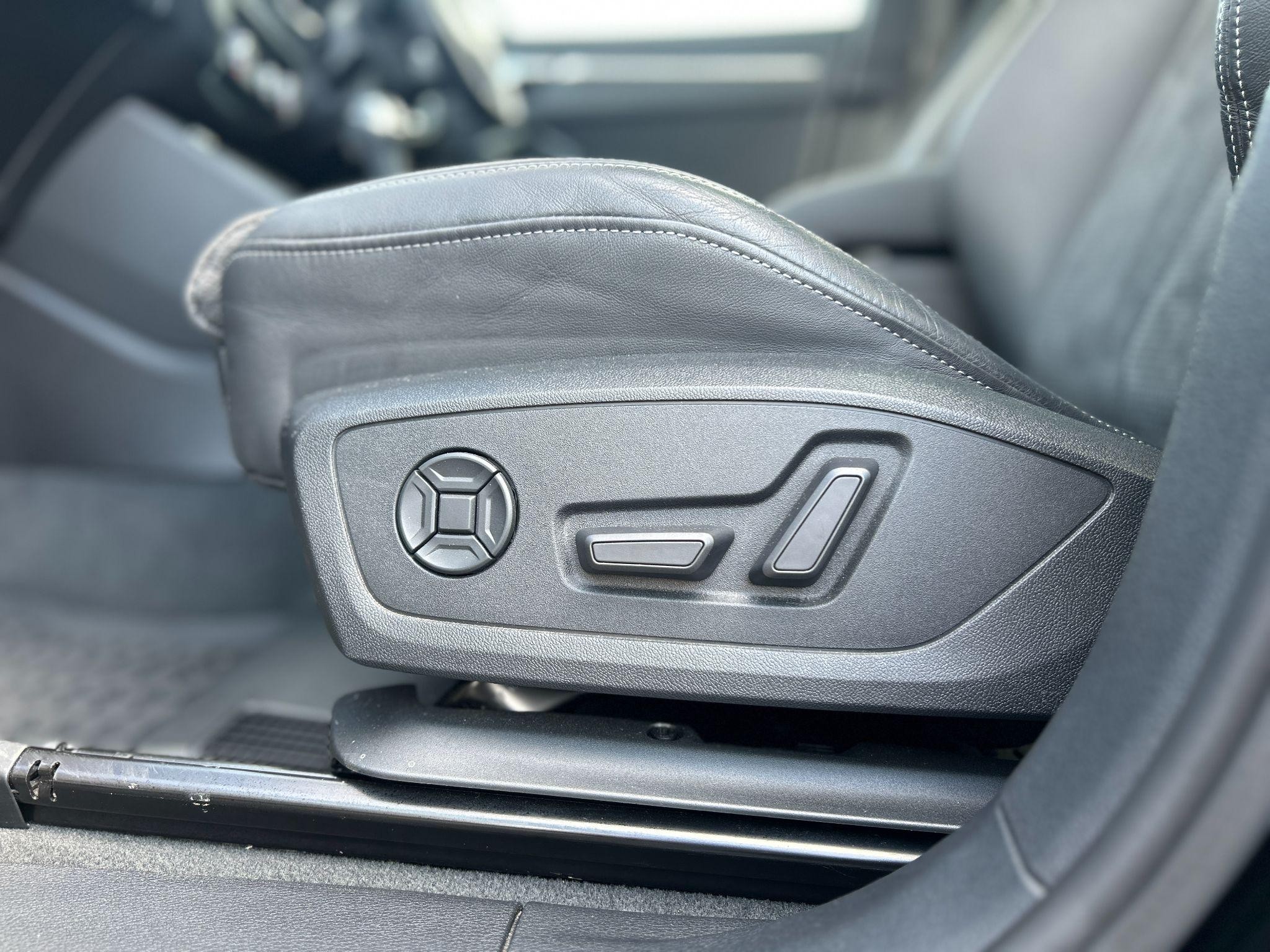 Audi Q3 Image 14