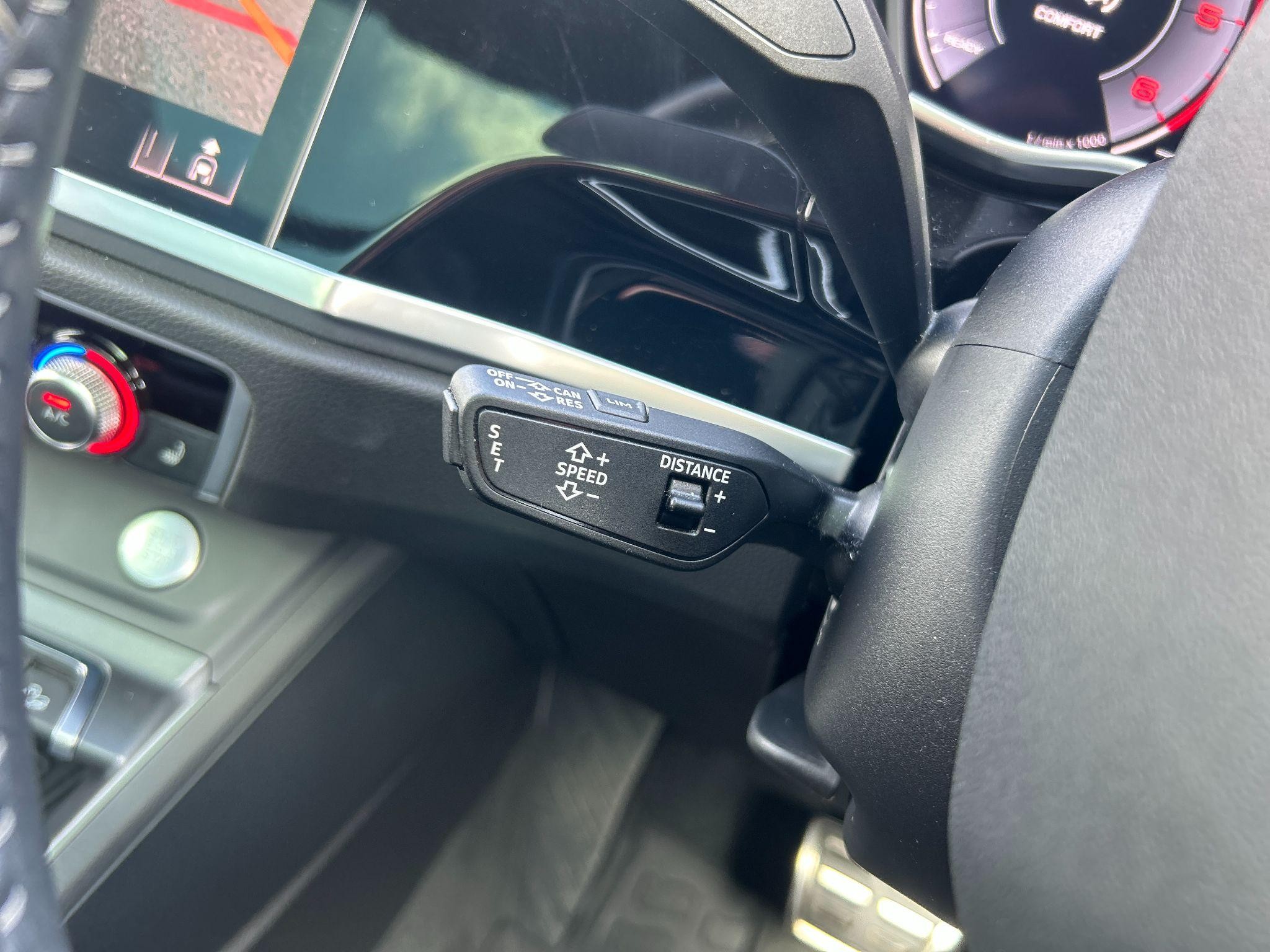 Audi Q3 Image 23