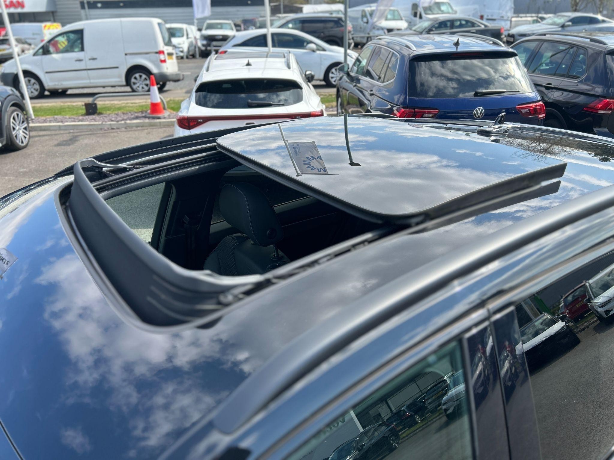Audi Q3 Image 32