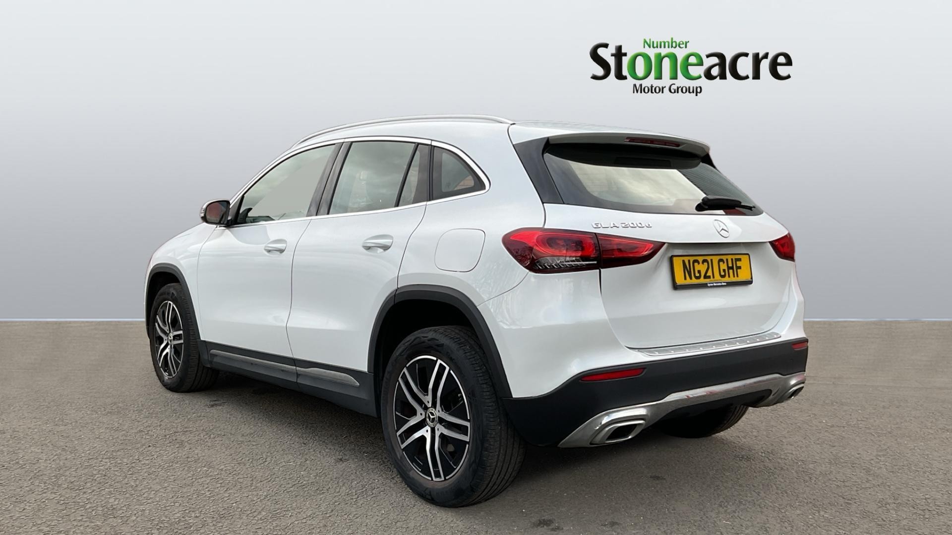 Mercedes-Benz GLA Image 2
