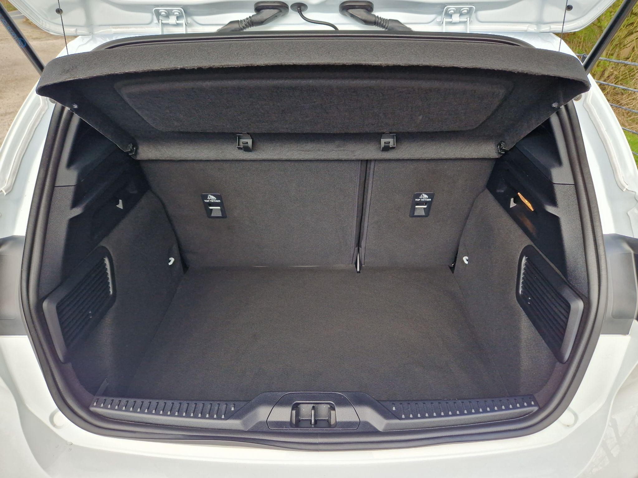 Ford Focus Image 9