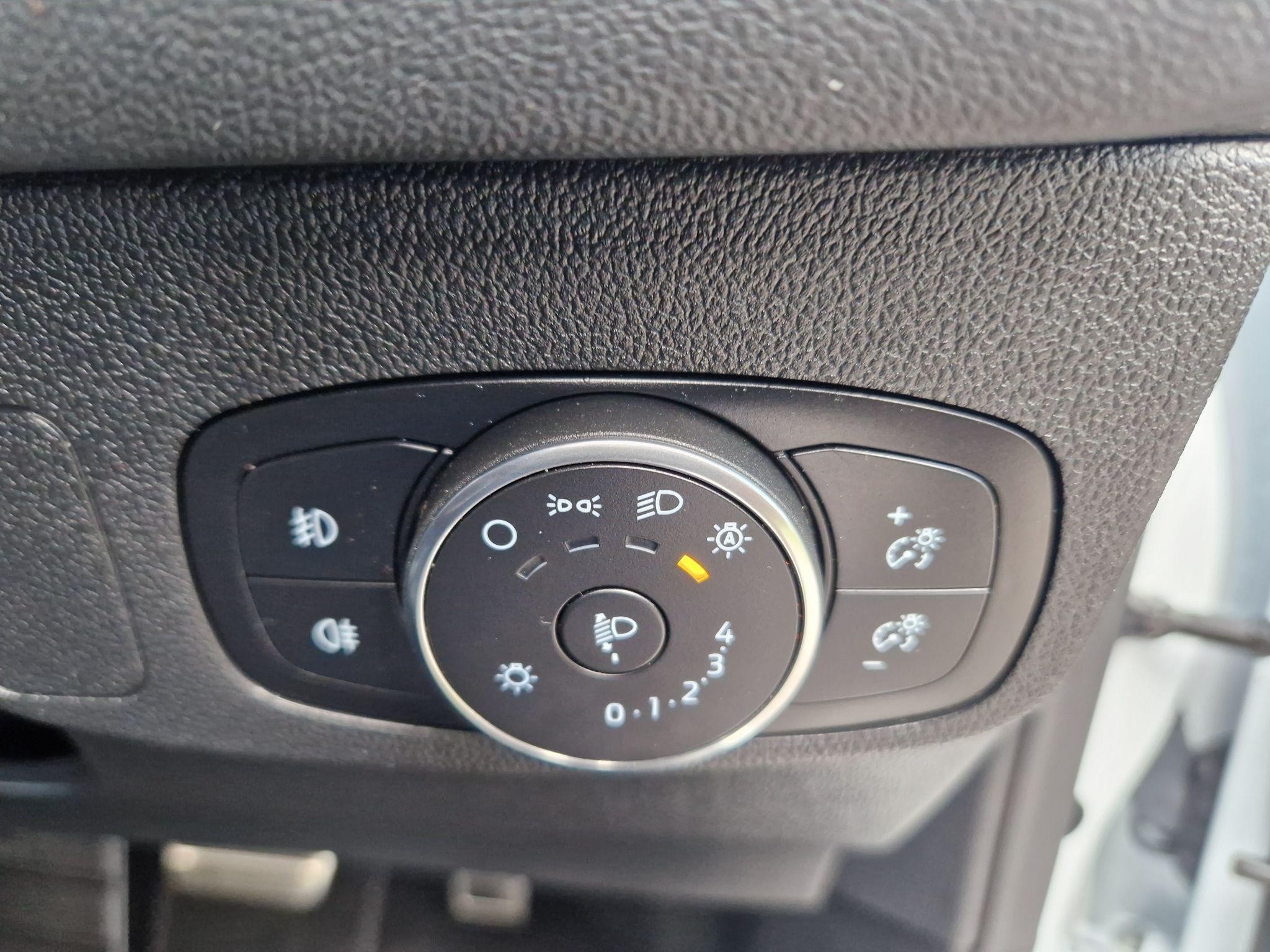 Ford Focus Image 21