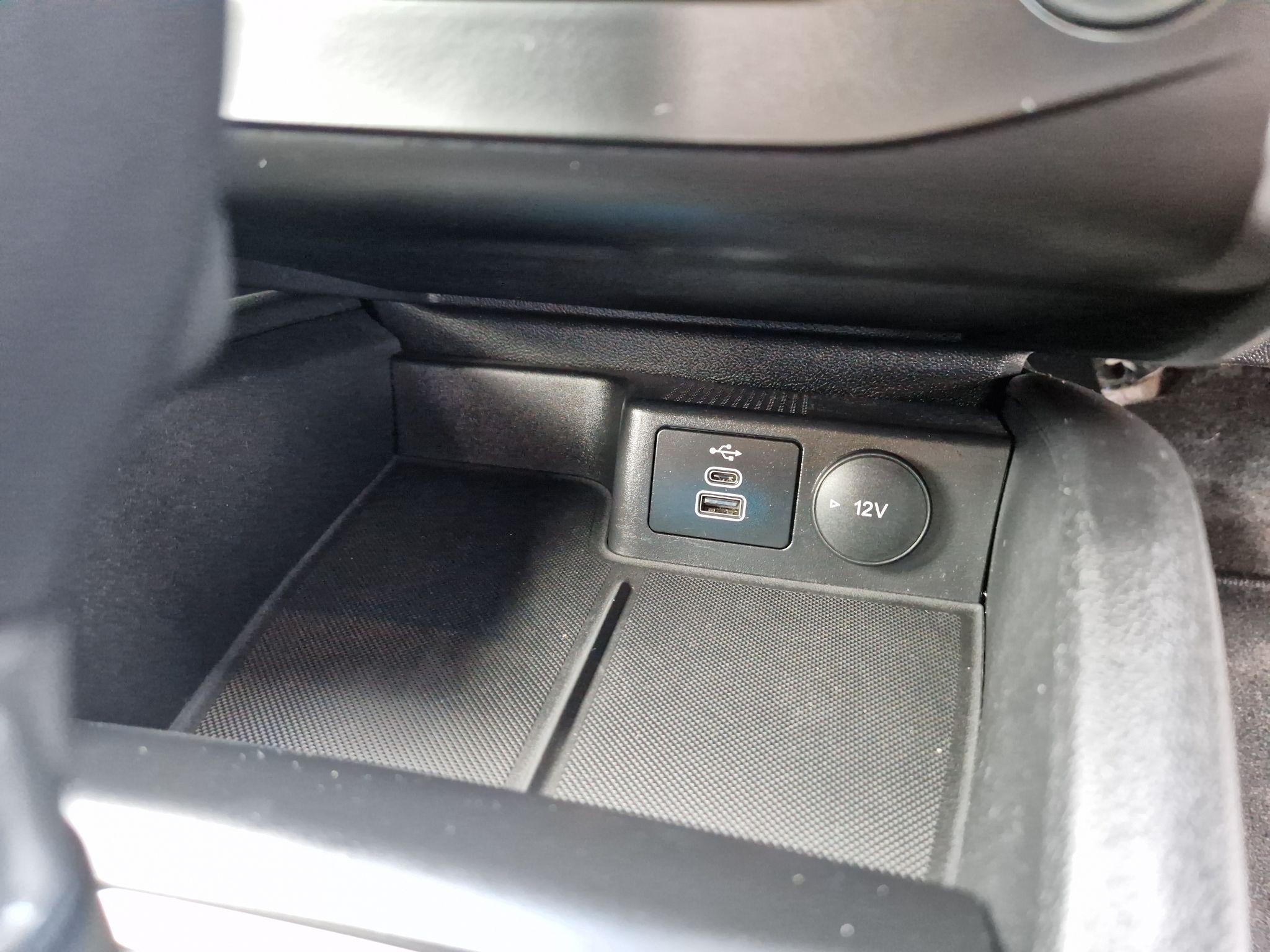 Ford Focus Image 24