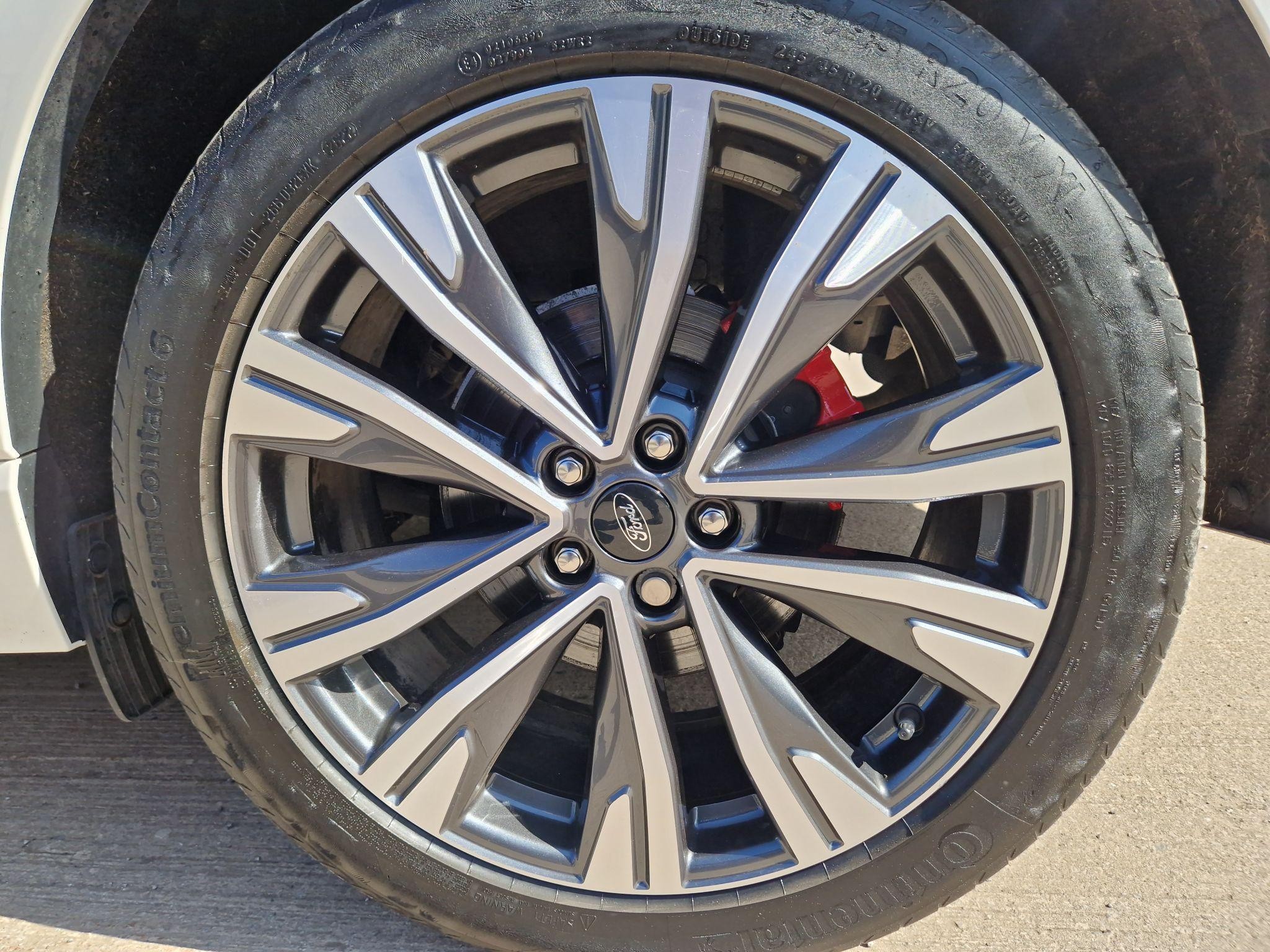 Ford Kuga Image 10